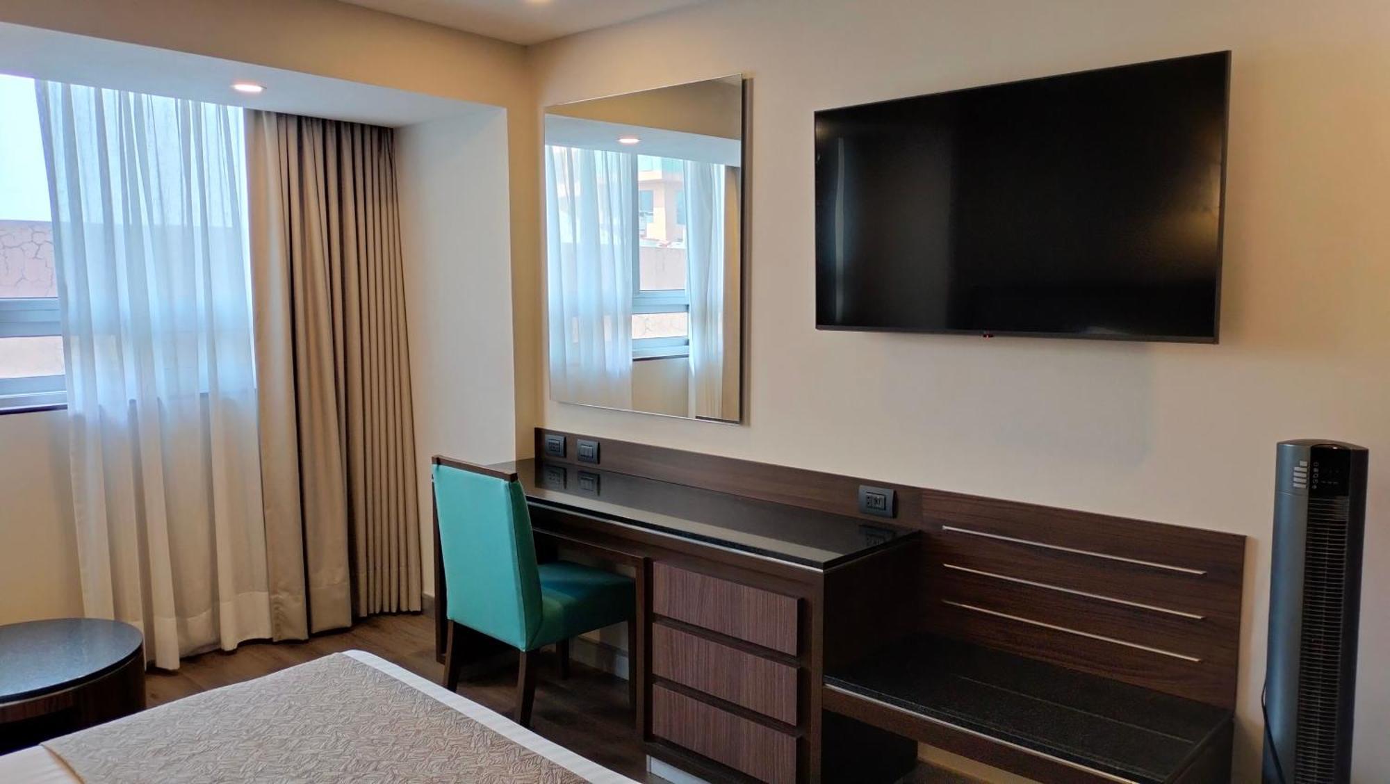 Superior King Room,1535141725:JPEG