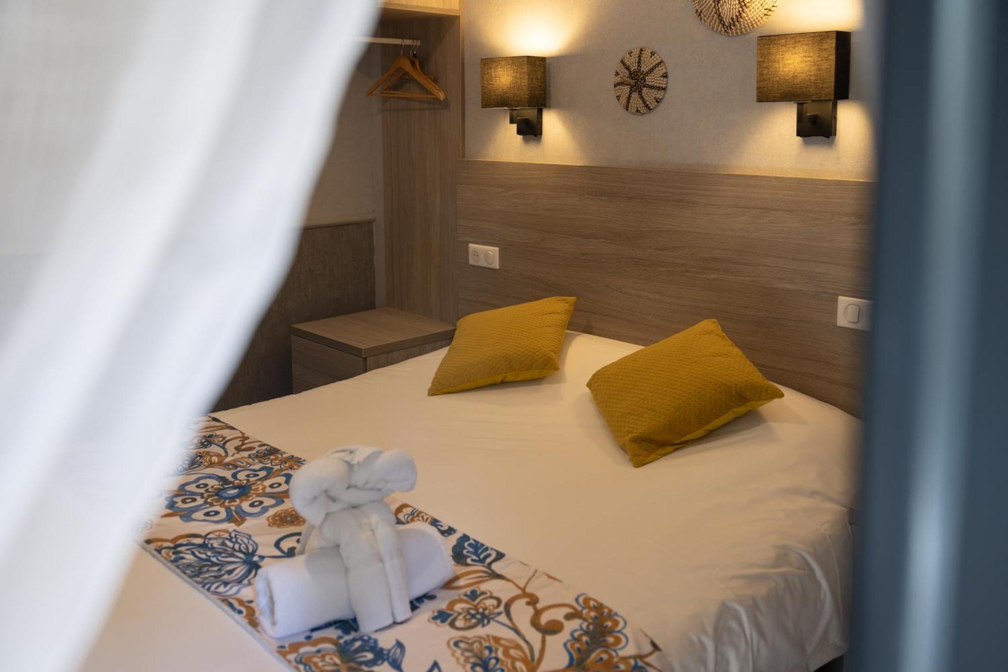 Double Room,1540362400:JPEG