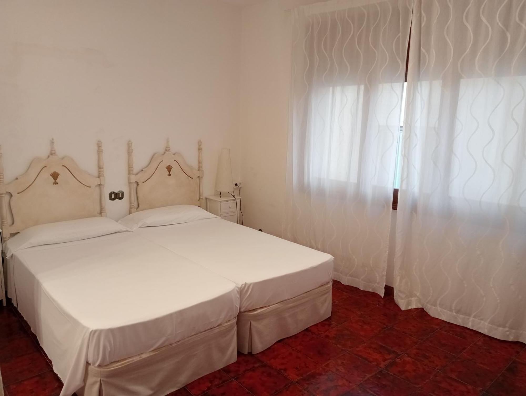 Economy Double or Twin Room