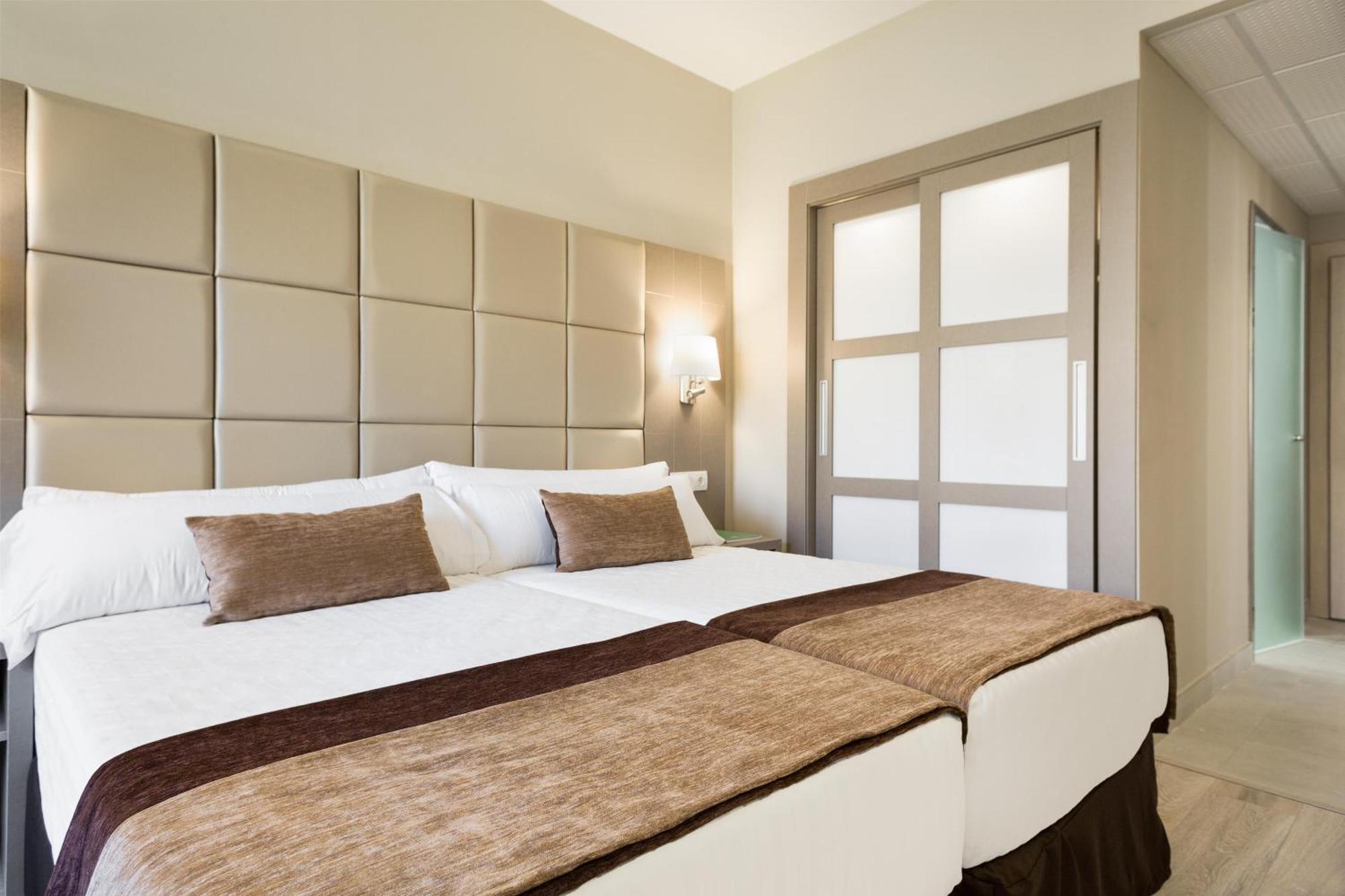Chambre Double Affaires - Vue sur Mer