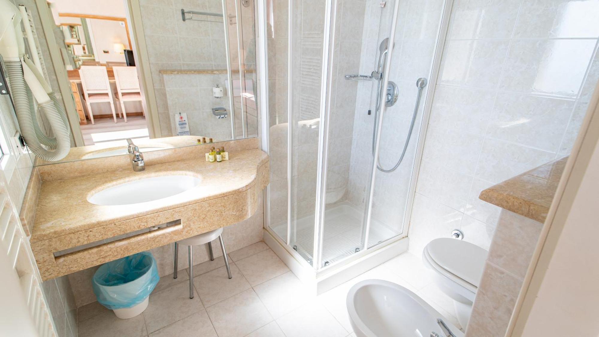 Chambre Double avec Balcon - Vue sur Mer