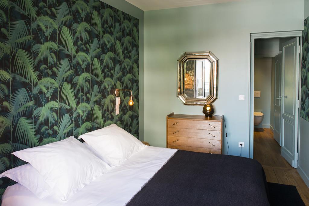 Deluxe Double Room with Balcony,1129262808:JPEG