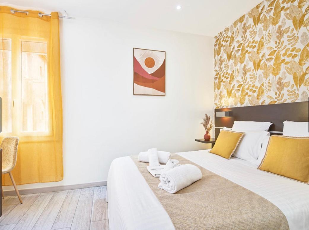 Chambre Double ou Lits Jumeaux