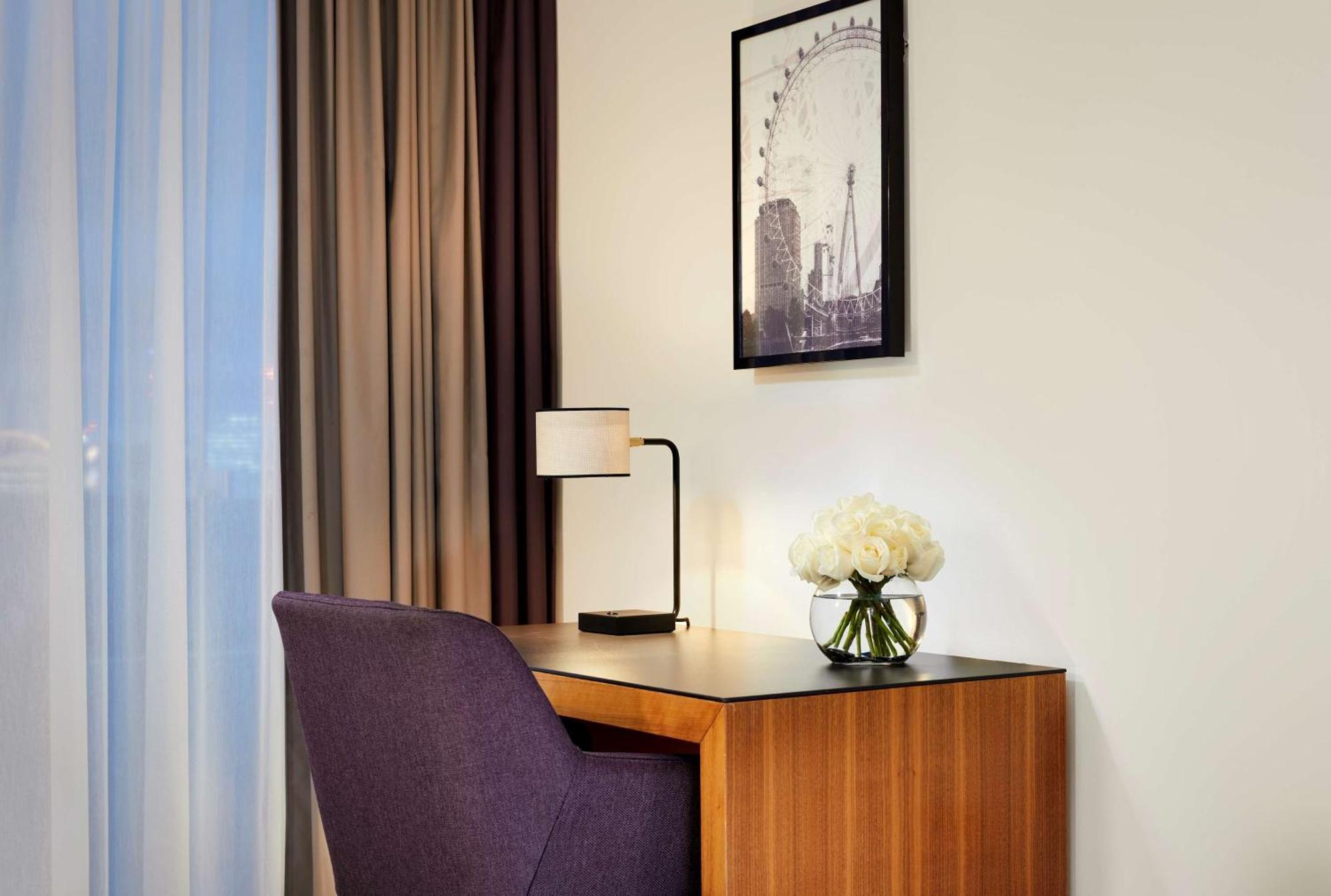 Executive Studio-City View Family