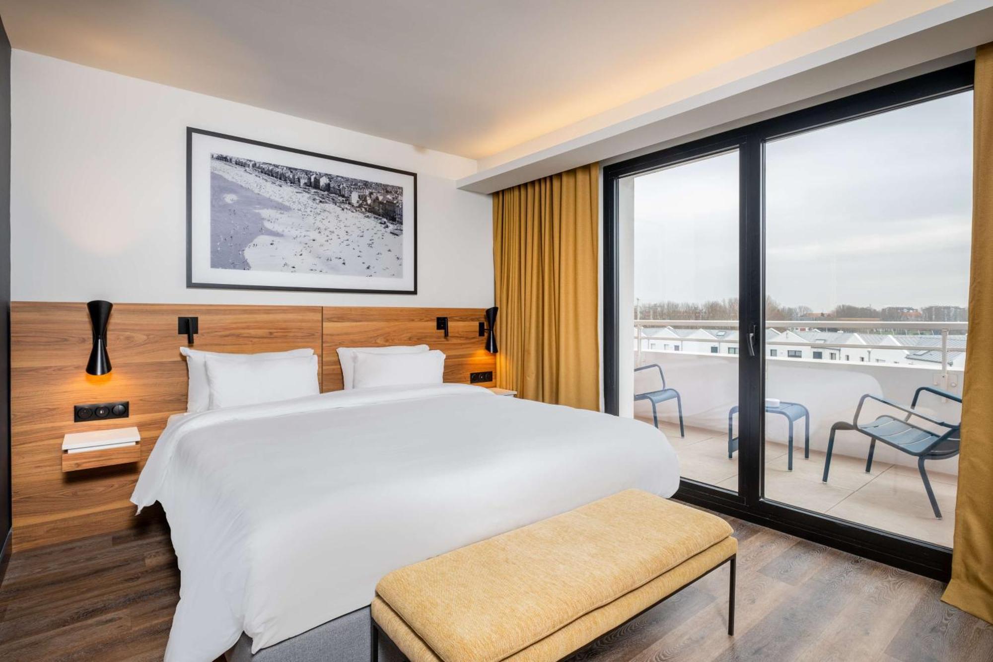 Chambre Supérieure avec Balcon et Vue sur la Ville