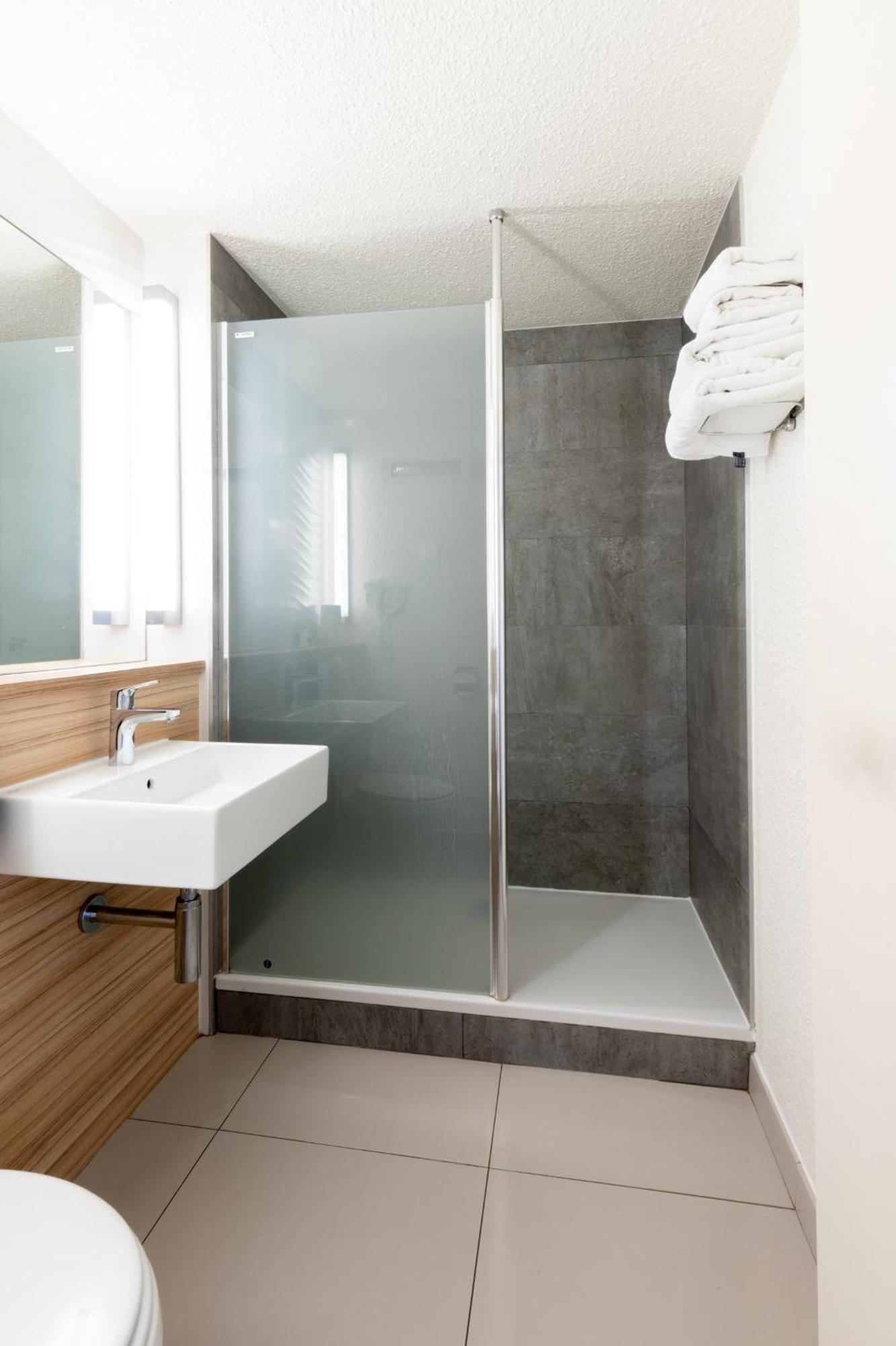 Standard Double Room,1554863866:JPEG