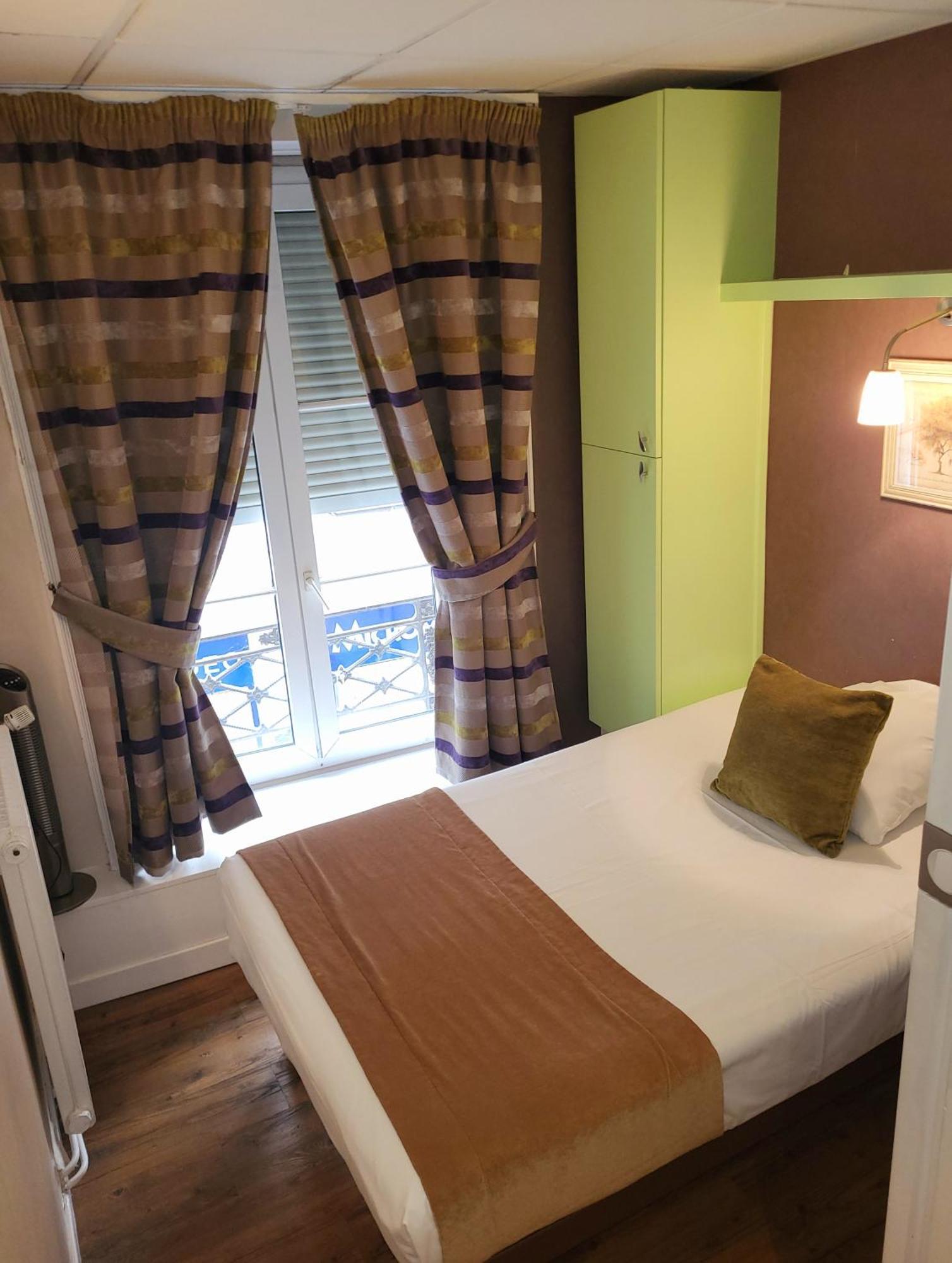 Single Room,970402612:JPEG