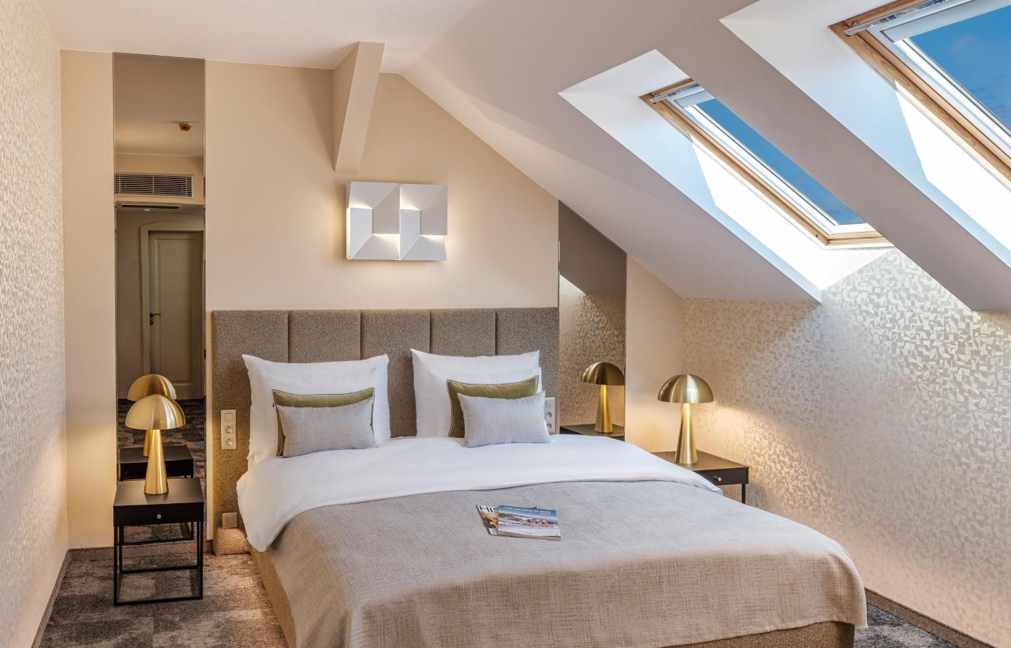 Chambre Triple Mansardée Supérieure