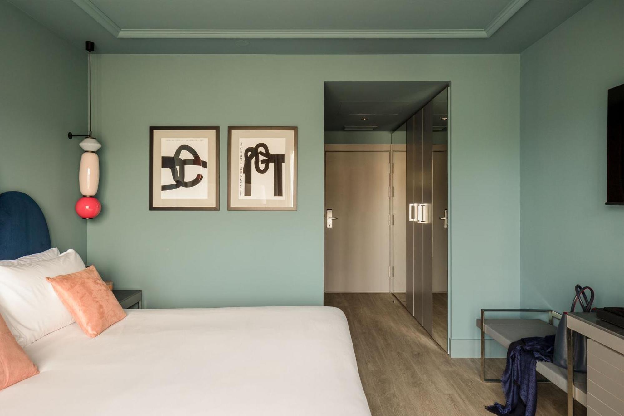 Triple Room,1586102940:JPEG