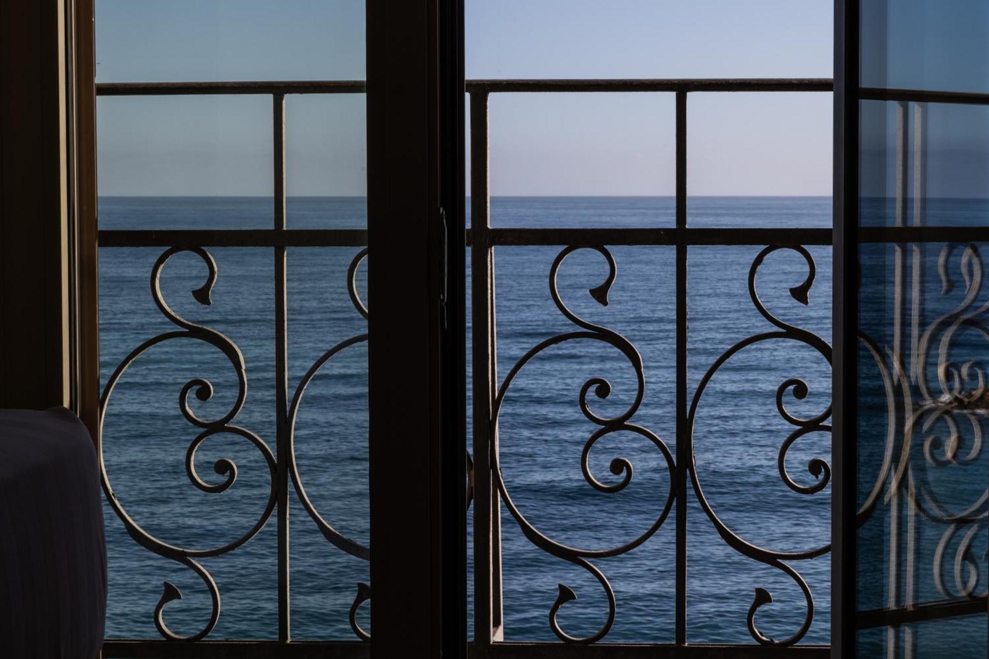 Standard Single Room Sea View