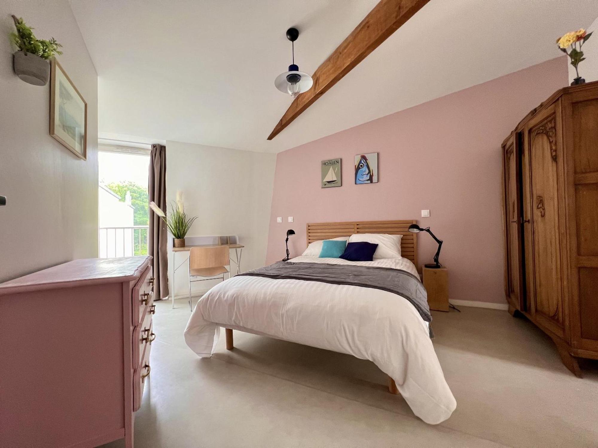 Quadruple Room Private Bathroom