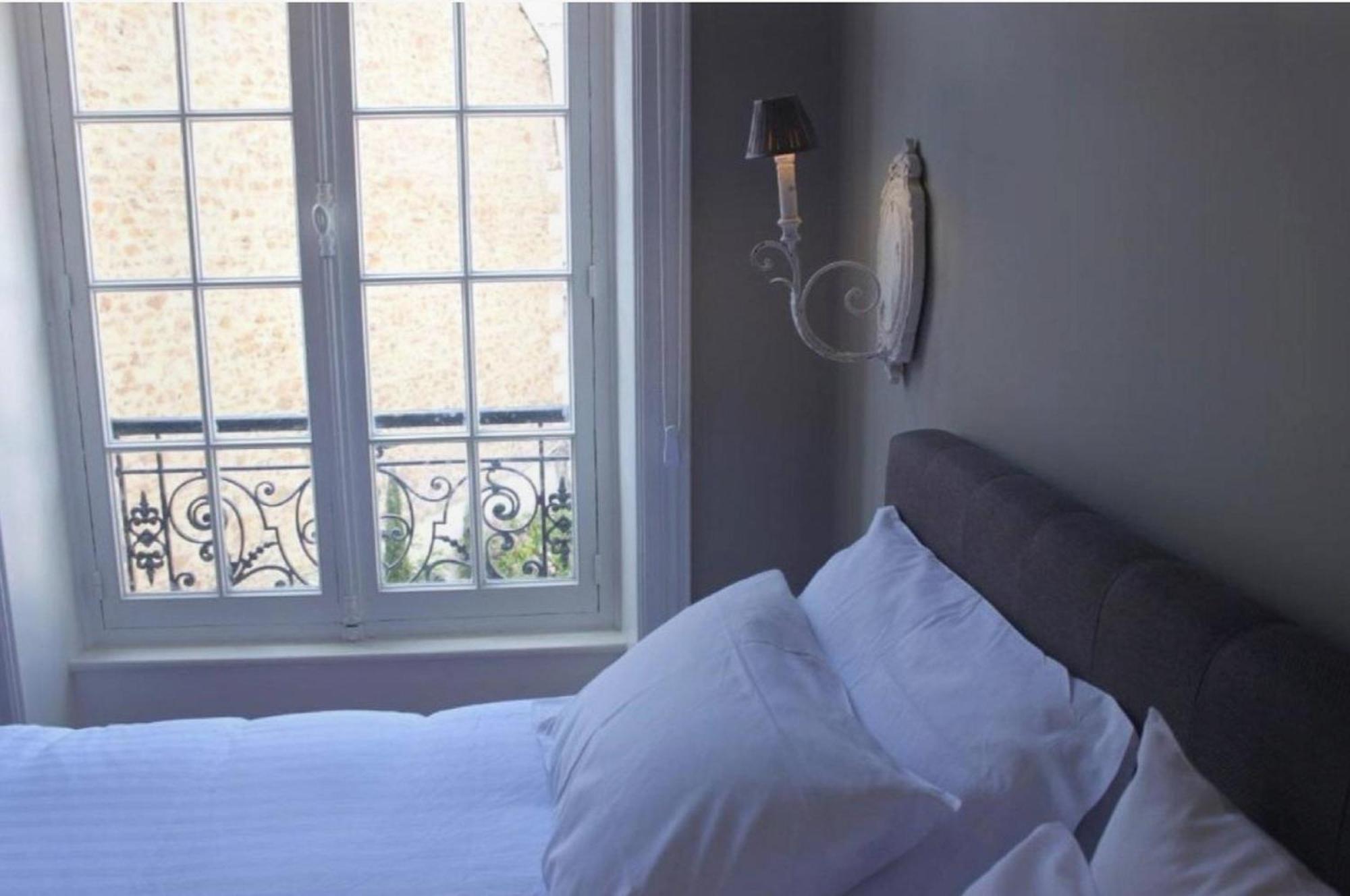 Bright Comfort Grand Studio