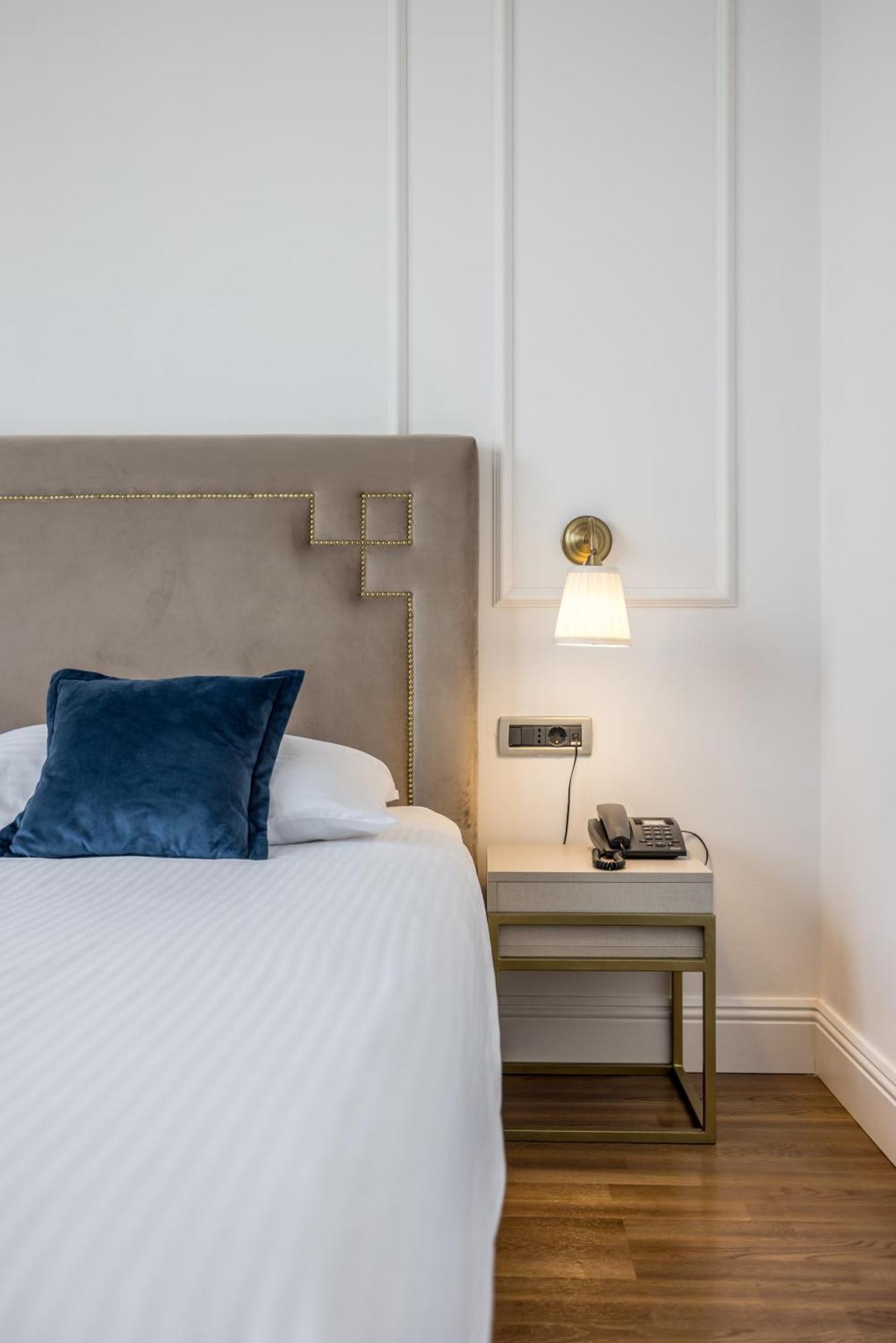 Double Room,1574683250:JPEG