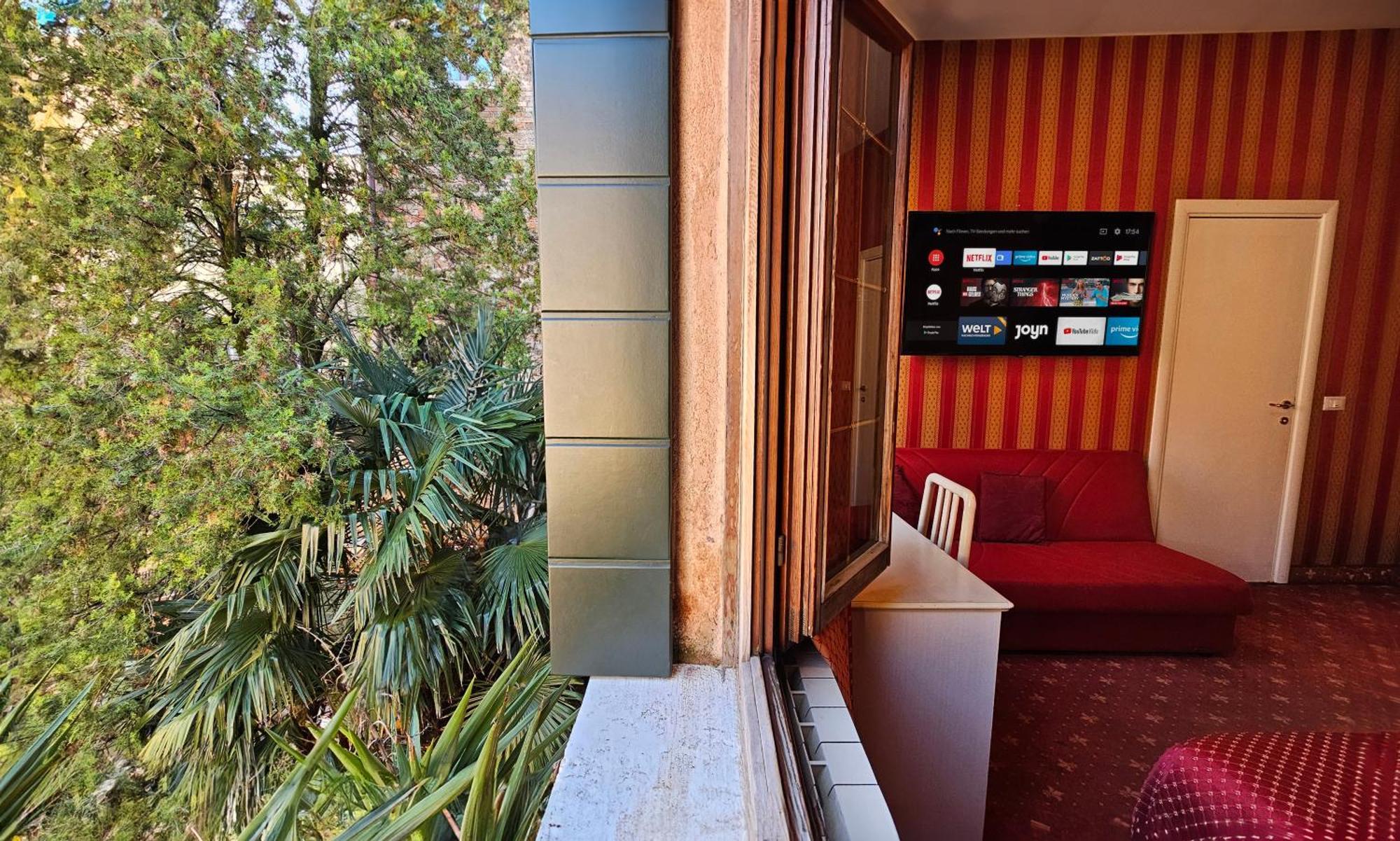Chambre Quadruple de Luxe avec Vue sur le Jardin