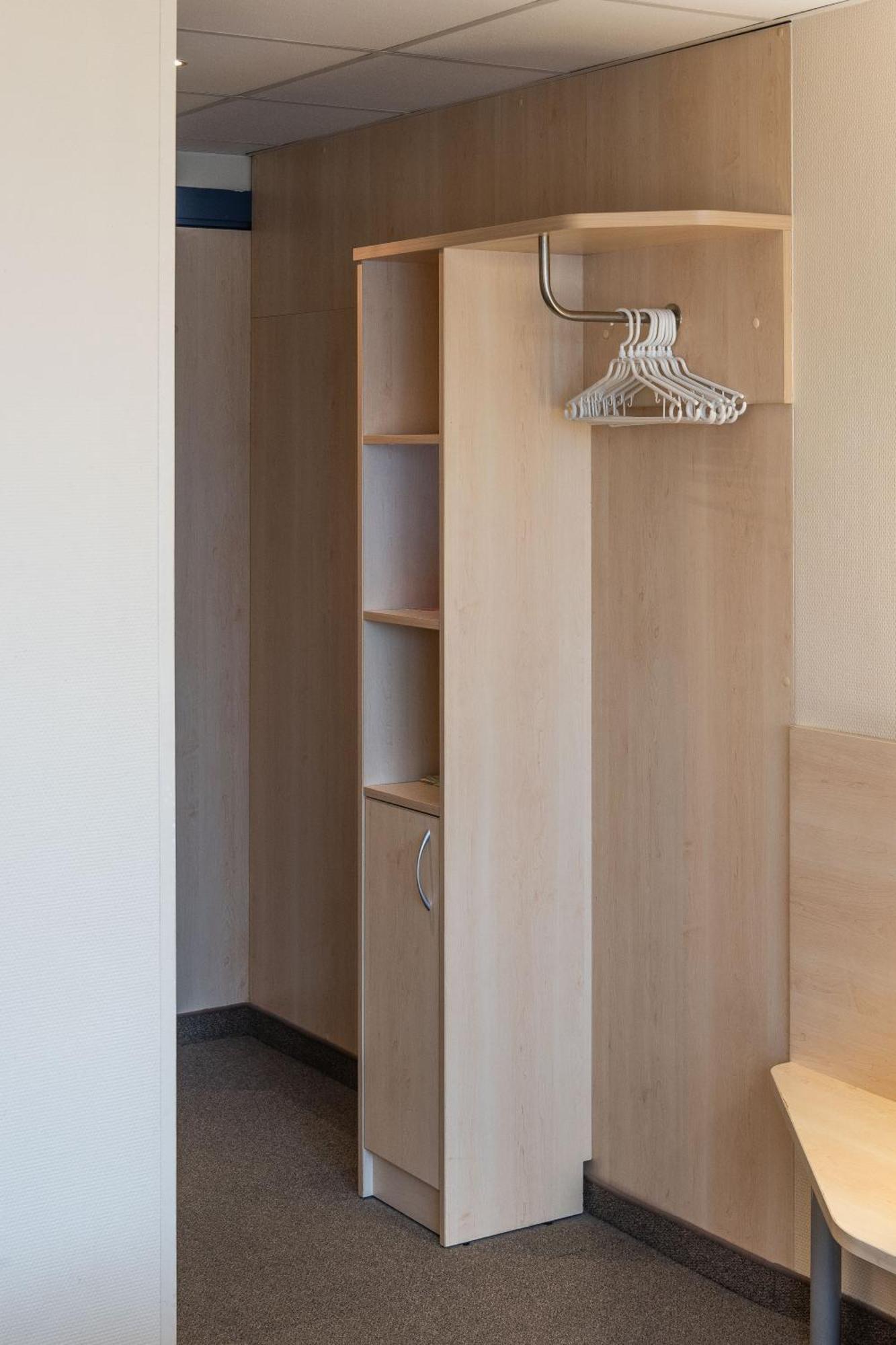 Single Room,1580143167:JPEG