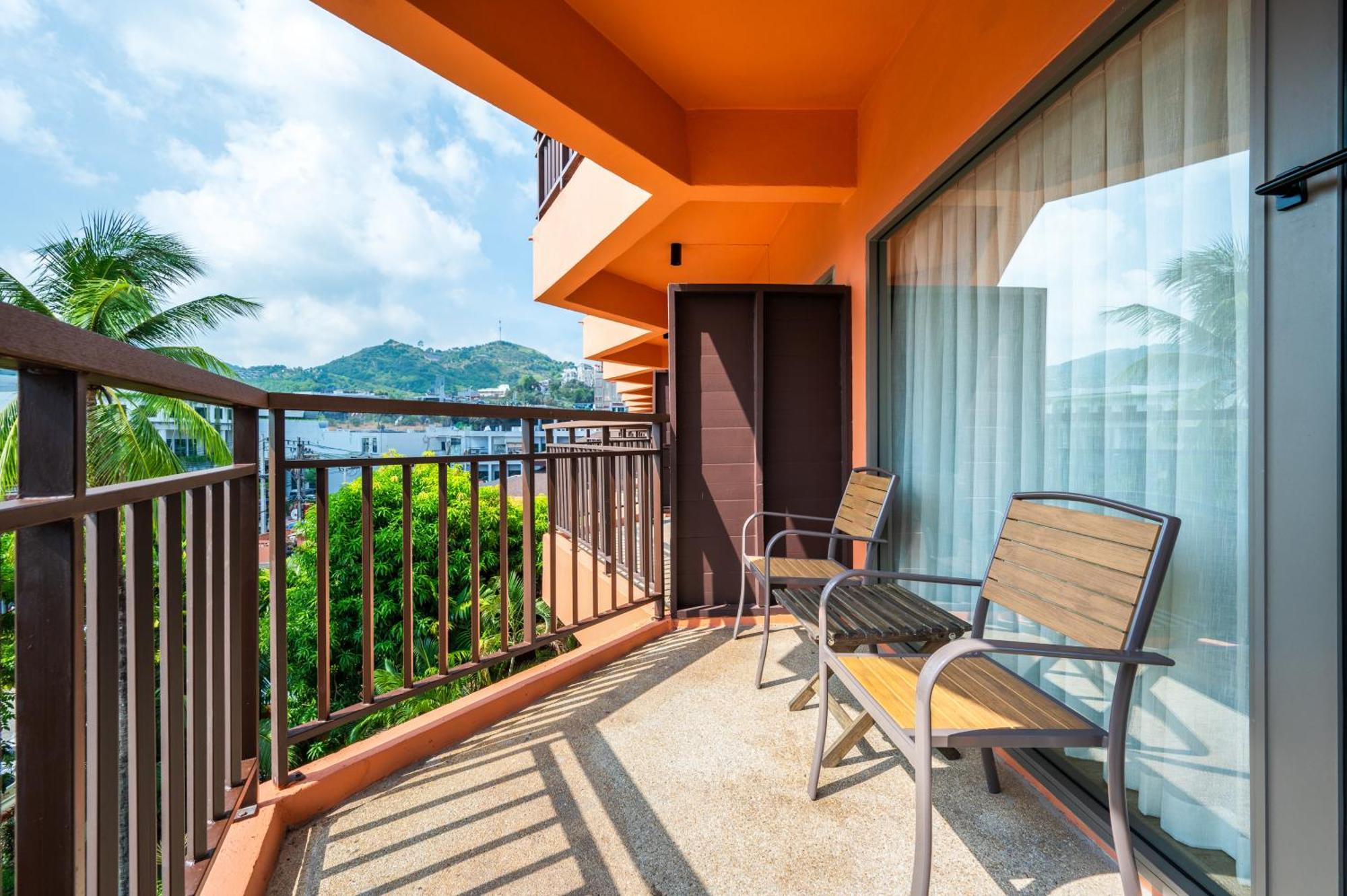 Premier Guest Room 2 Twin