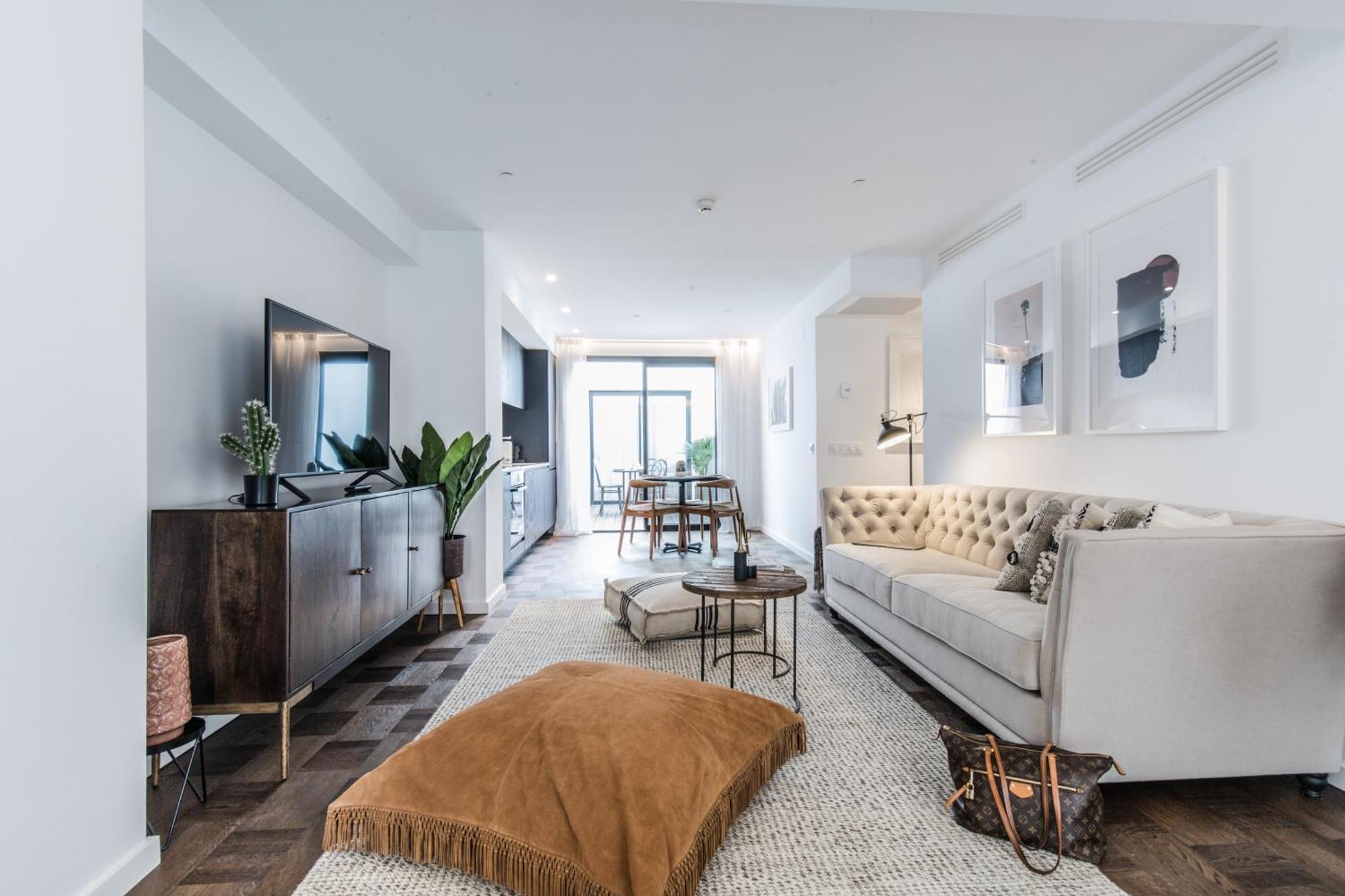 One-Bedroom Apartment