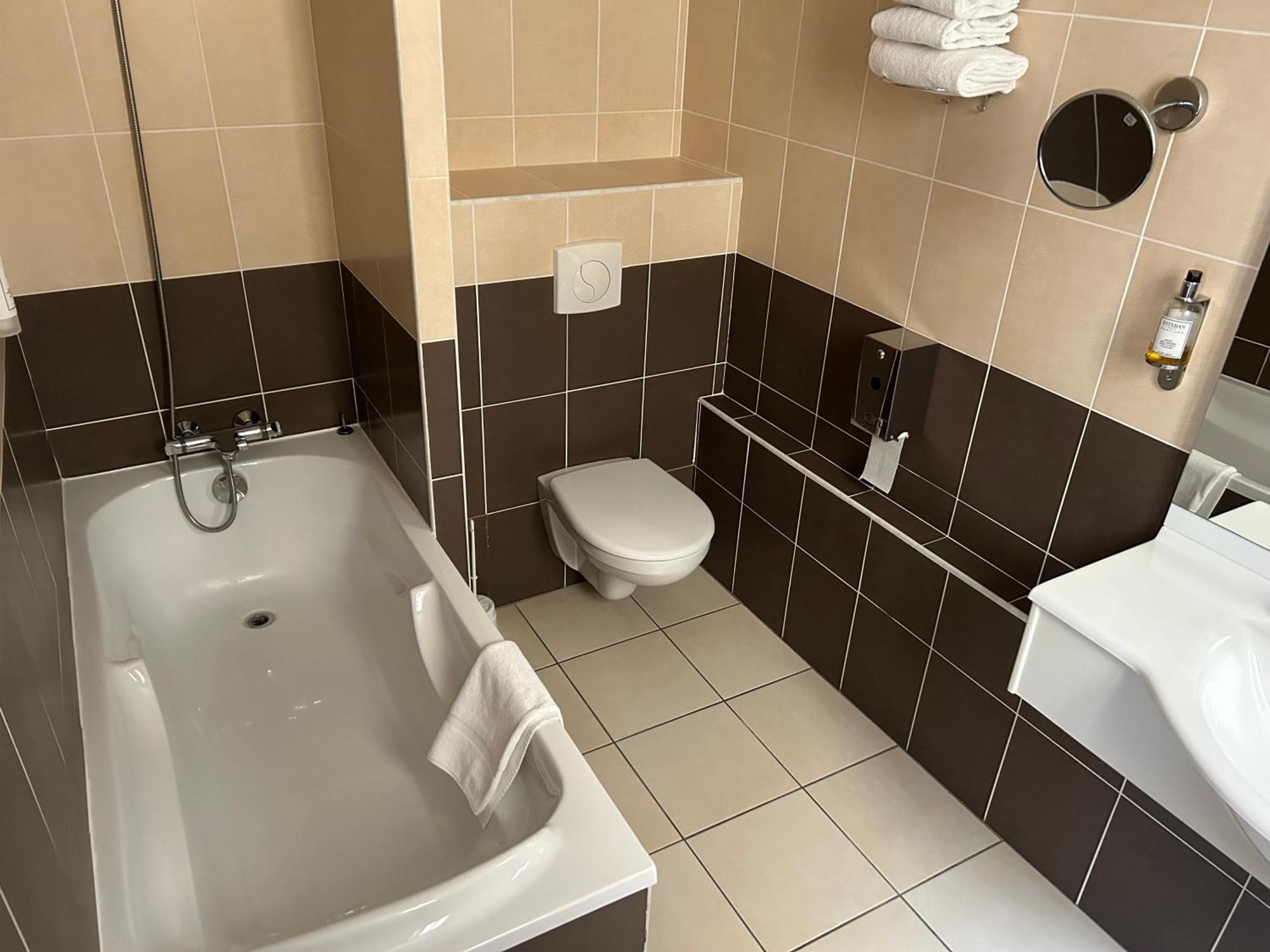 Standard Single Room