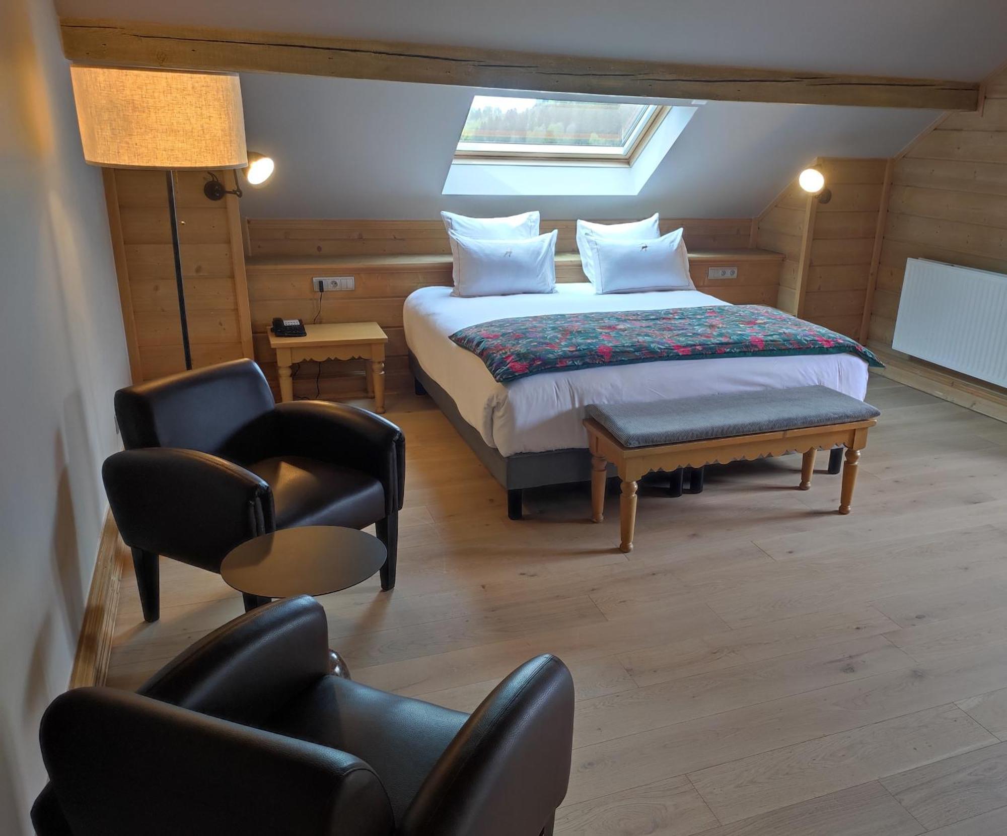 Junior Suite,1583651729:JPEG