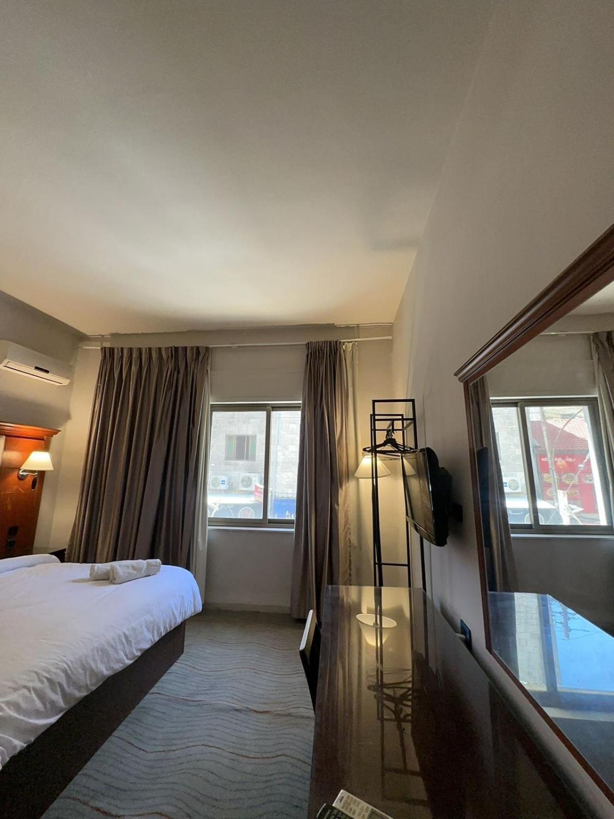 Chambre Double ou Lits Jumeaux Deluxe - Vue sur Ville