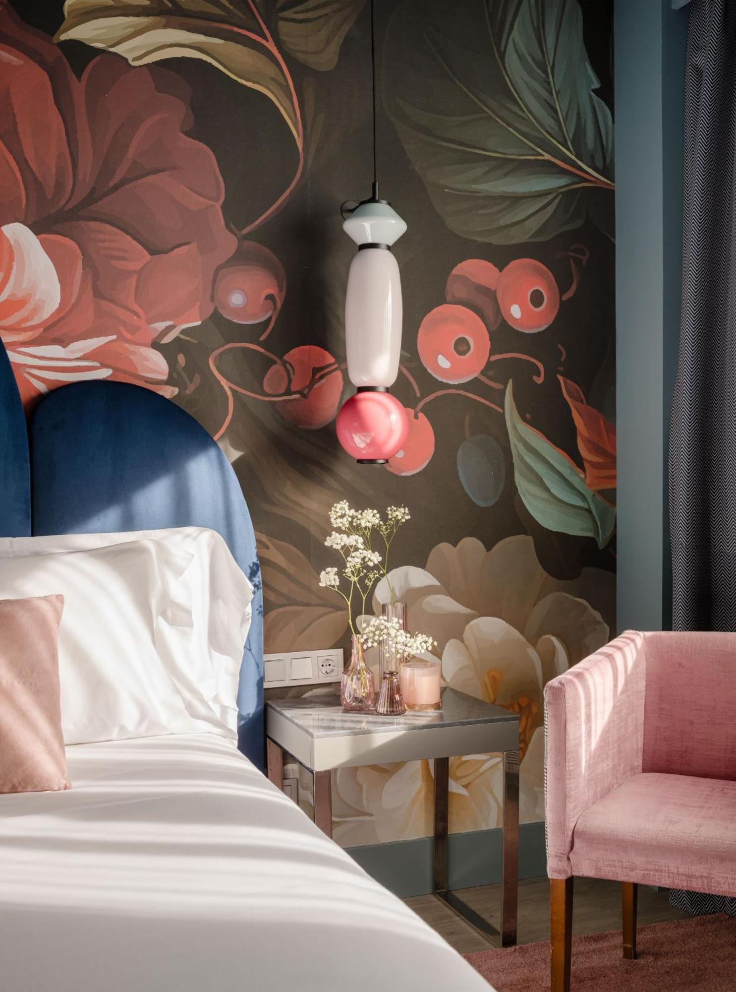 Double or Twin Room with Free Parking,1562928625:JPEG