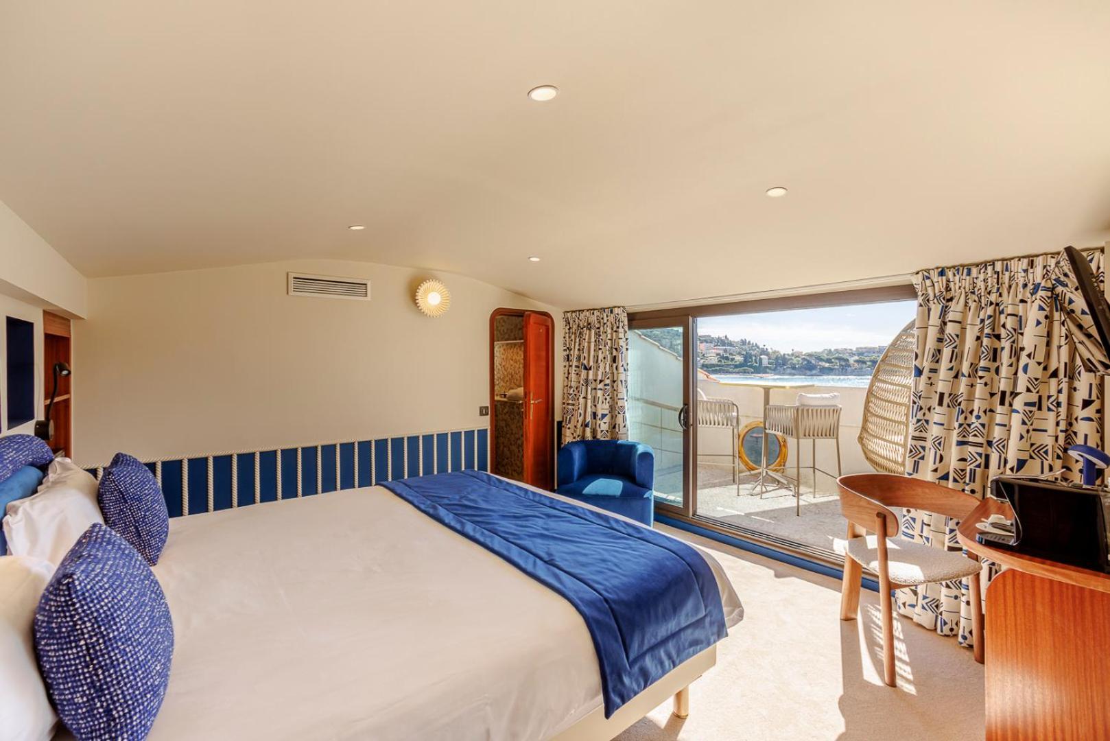 Vigie Room with terrace and Sea View