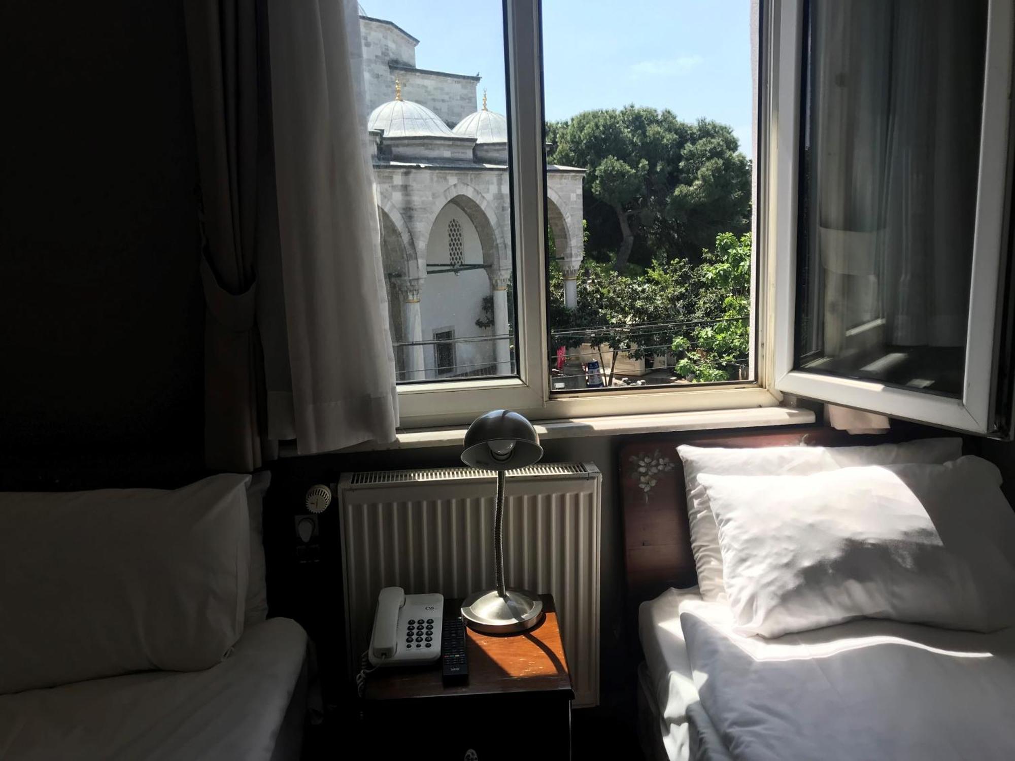 Twin Room with Private External Bathroom,1588905425:JPEG