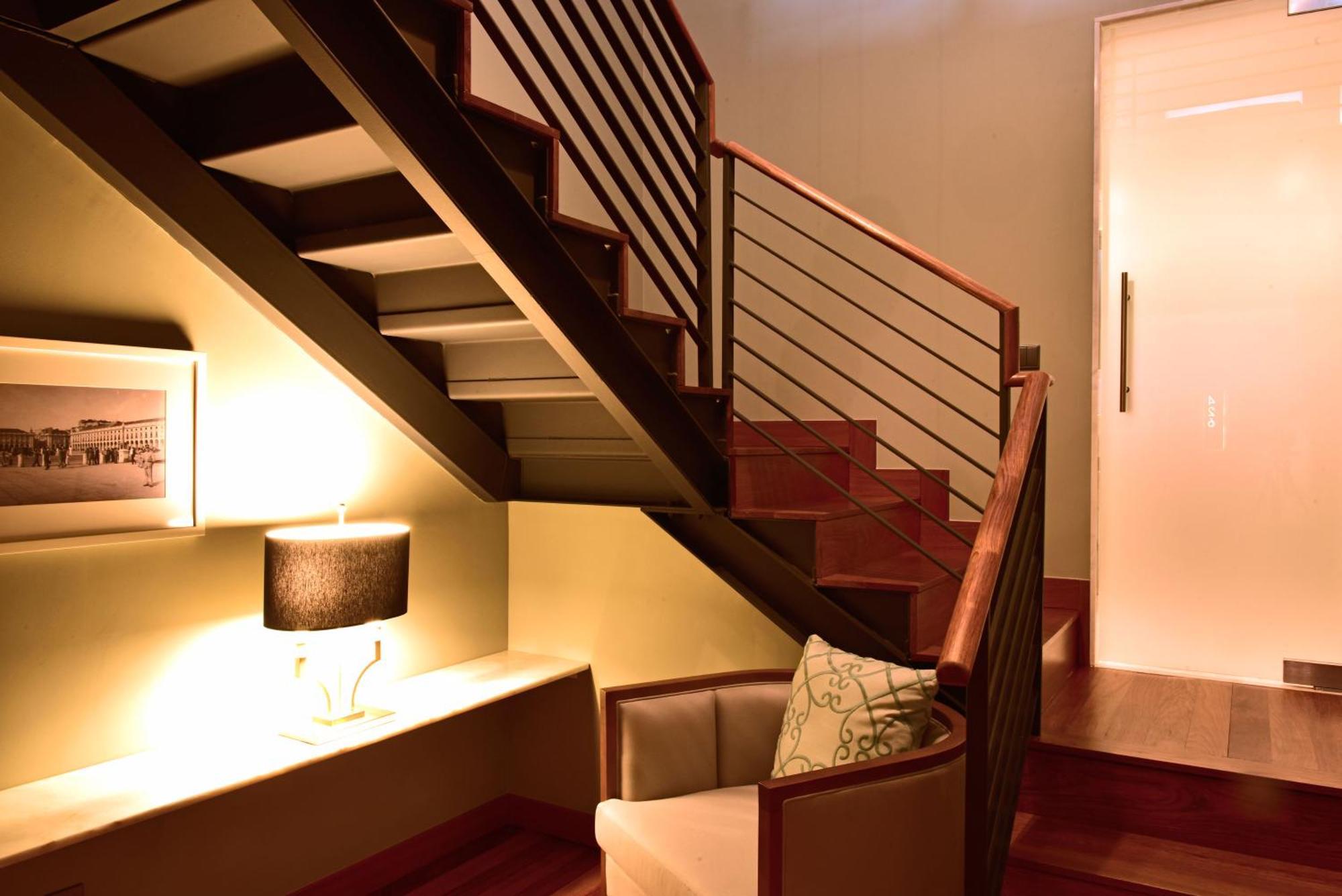 Mezzanine King Size Bed