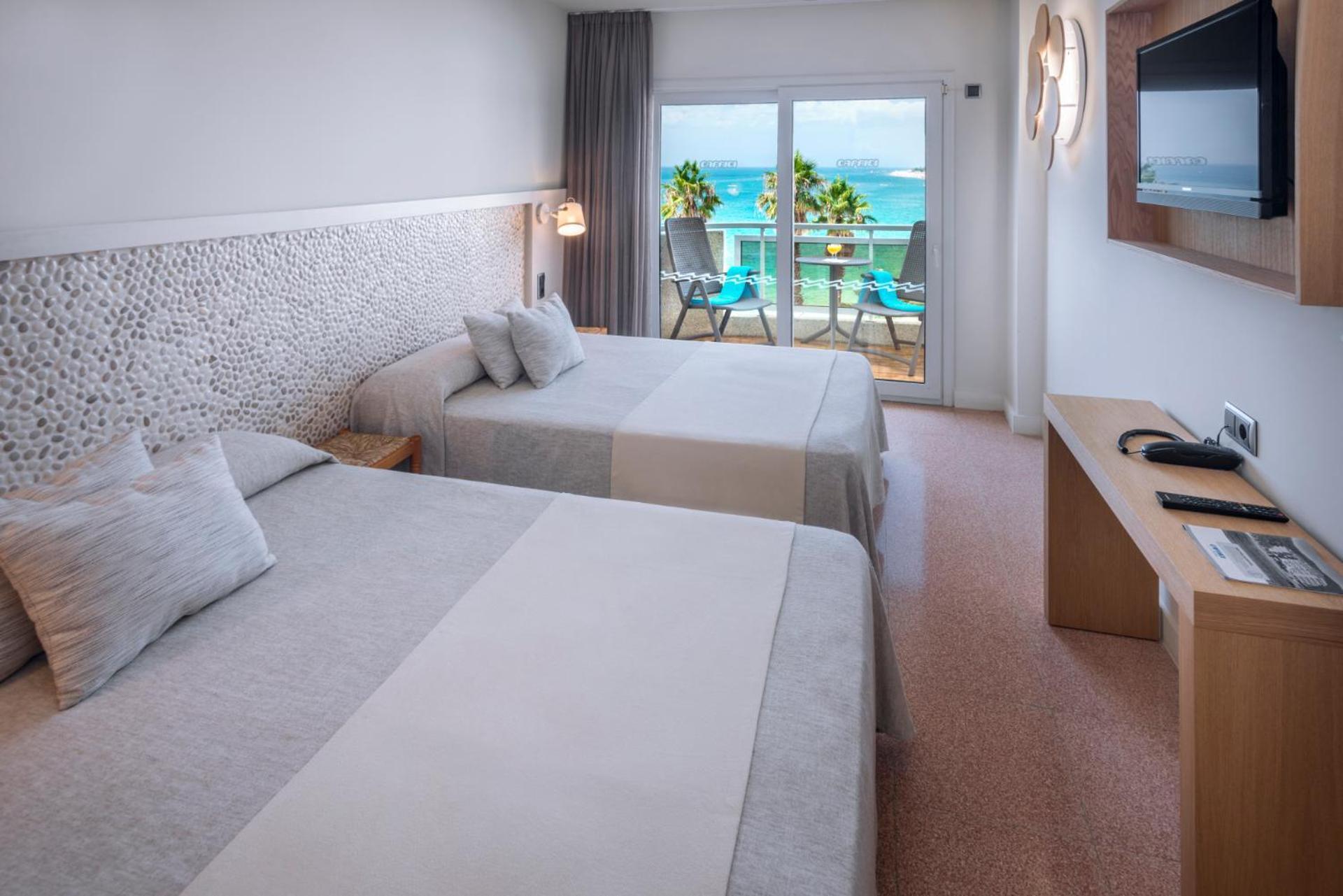 Triple Privilege Sea View Lateral