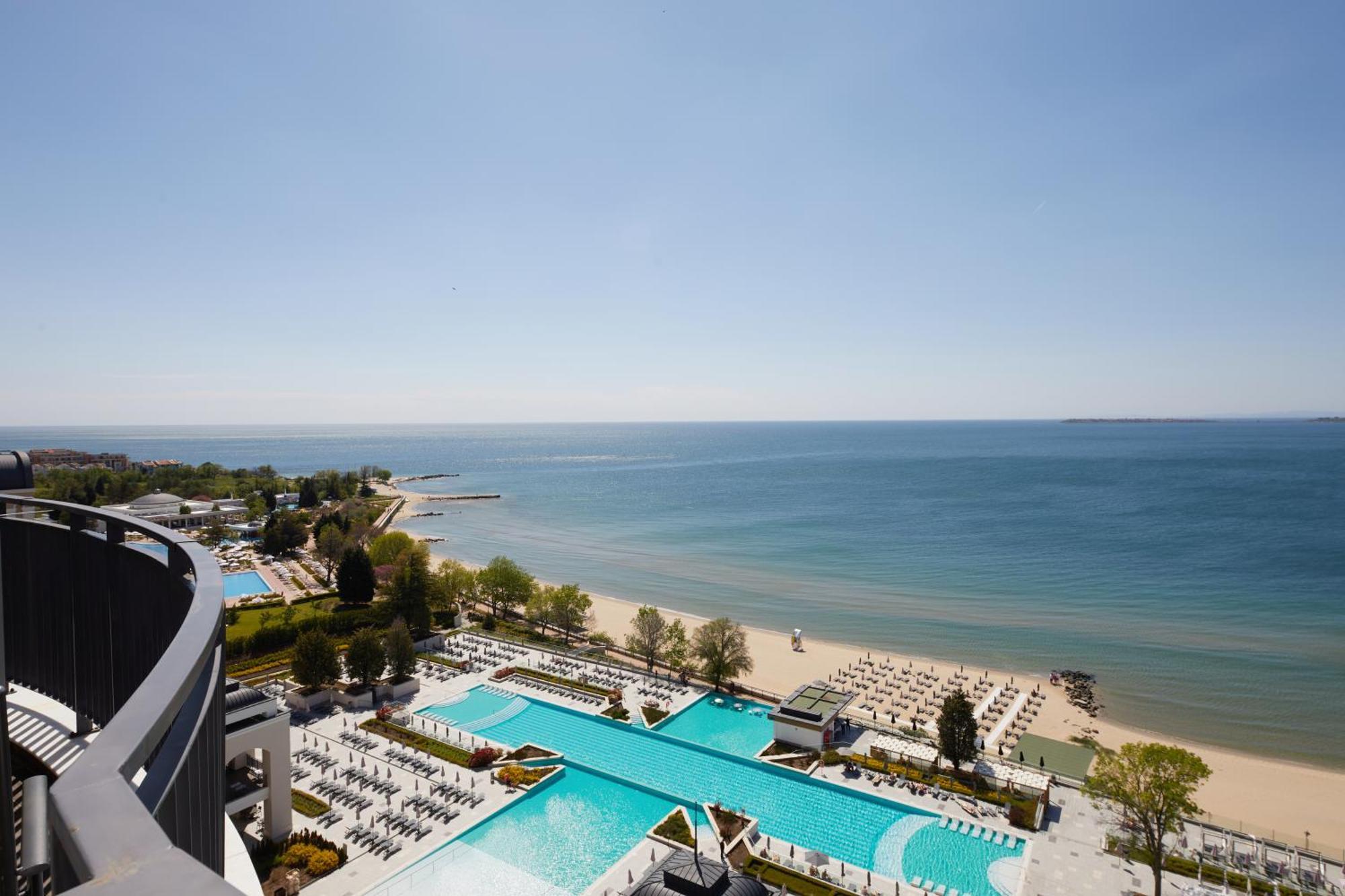 Preferred Club Double Deluxe Frontal Sea View