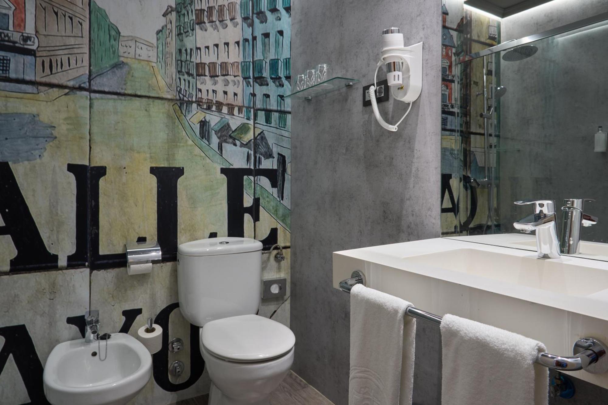 Chambre Double ou Lits Jumeaux avec Lit d'Appoint