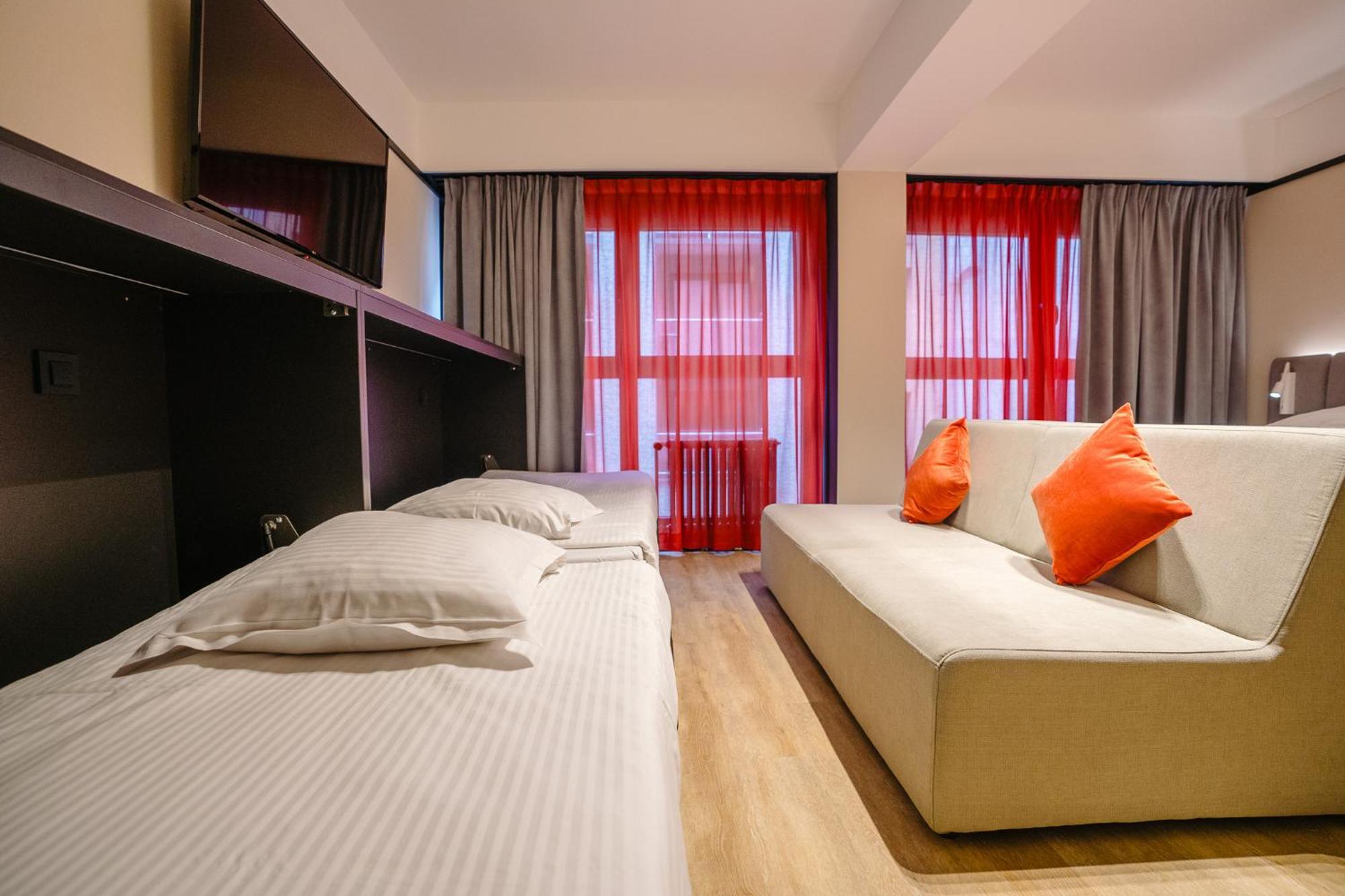 Chambre Familiale (2 Adultes + 2 Enfants)
