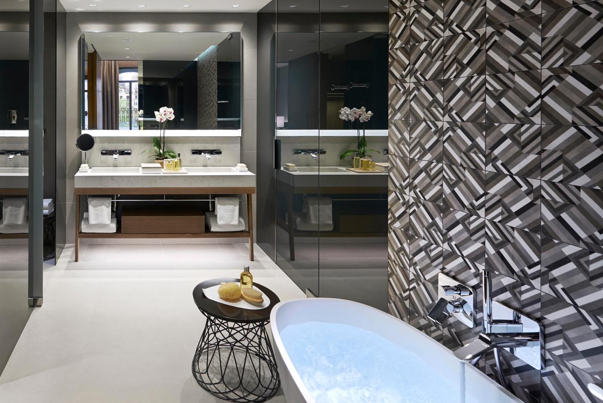 Suite Boulevard