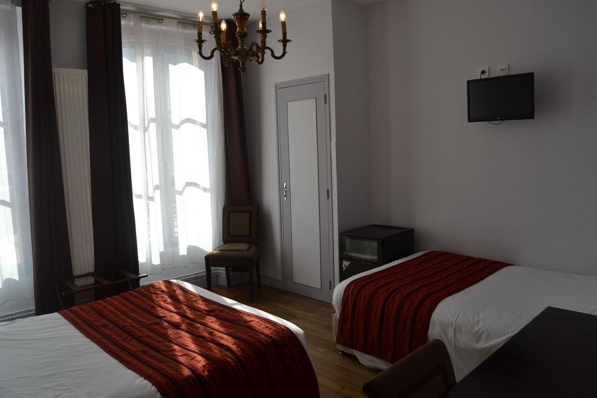 Chambre Triple Annexe,1605379638:JPEG