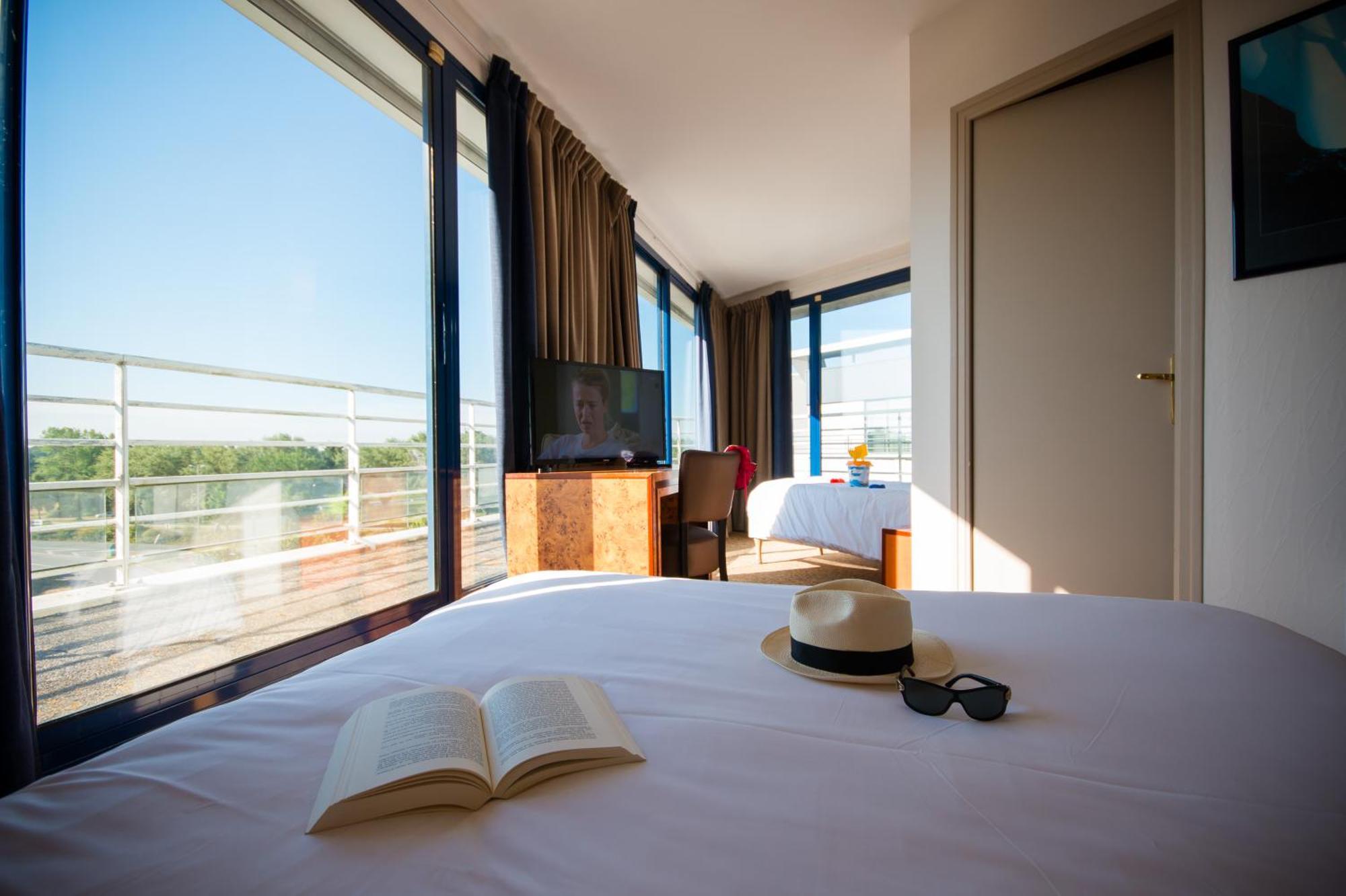 Triple Room with Balcony,1606544077:JPEG