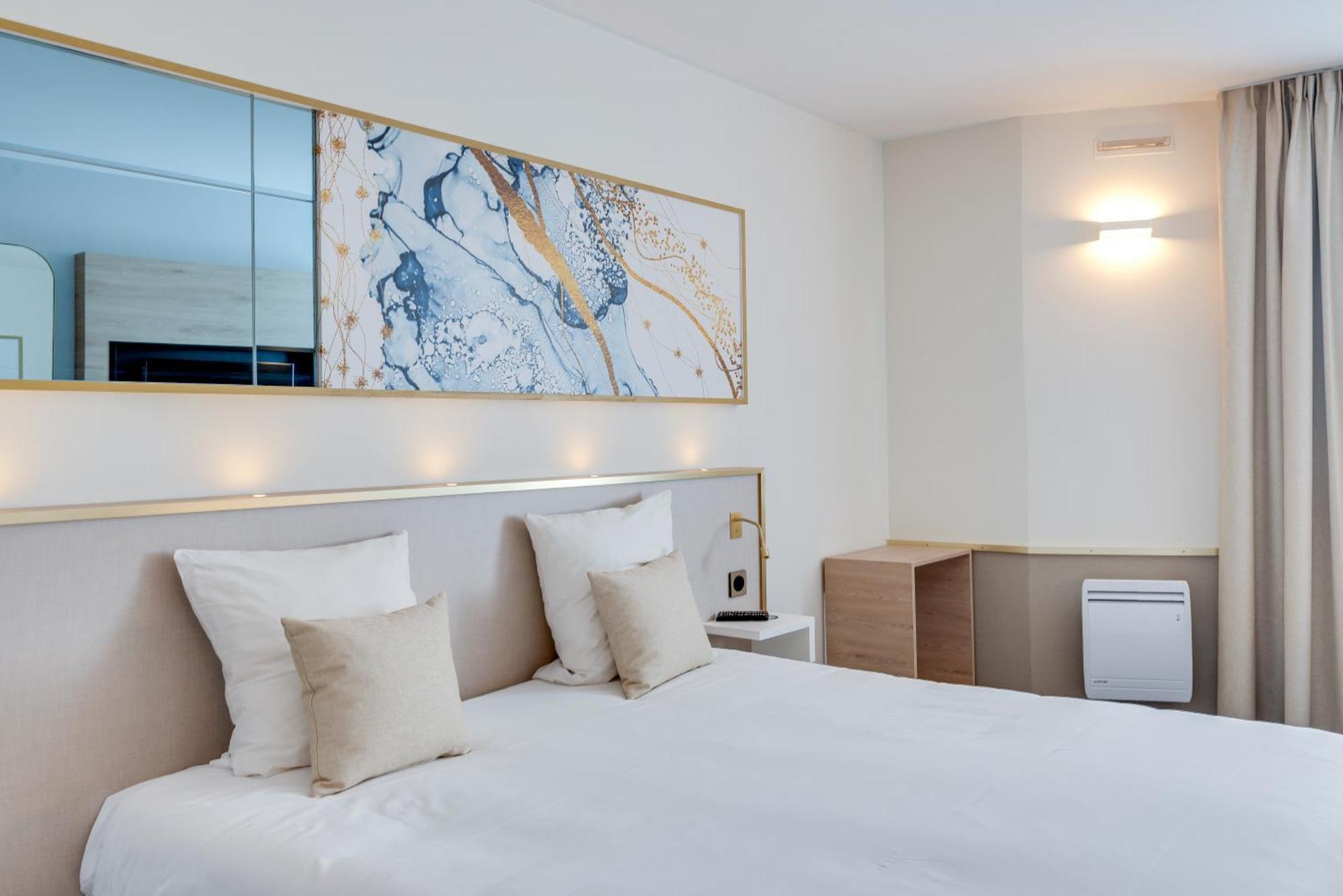Double Room,1606544443:JPEG