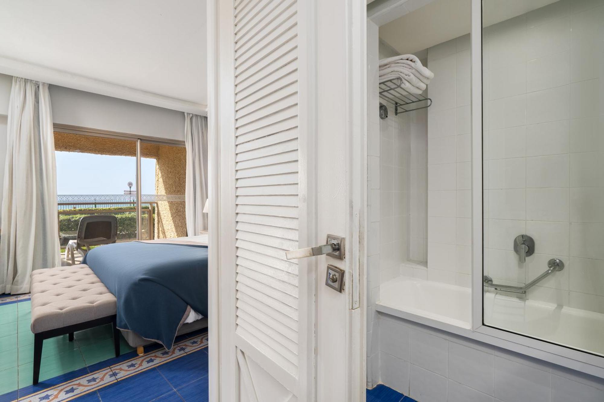 Junior Suite with Sea View,1618278124:JPEG