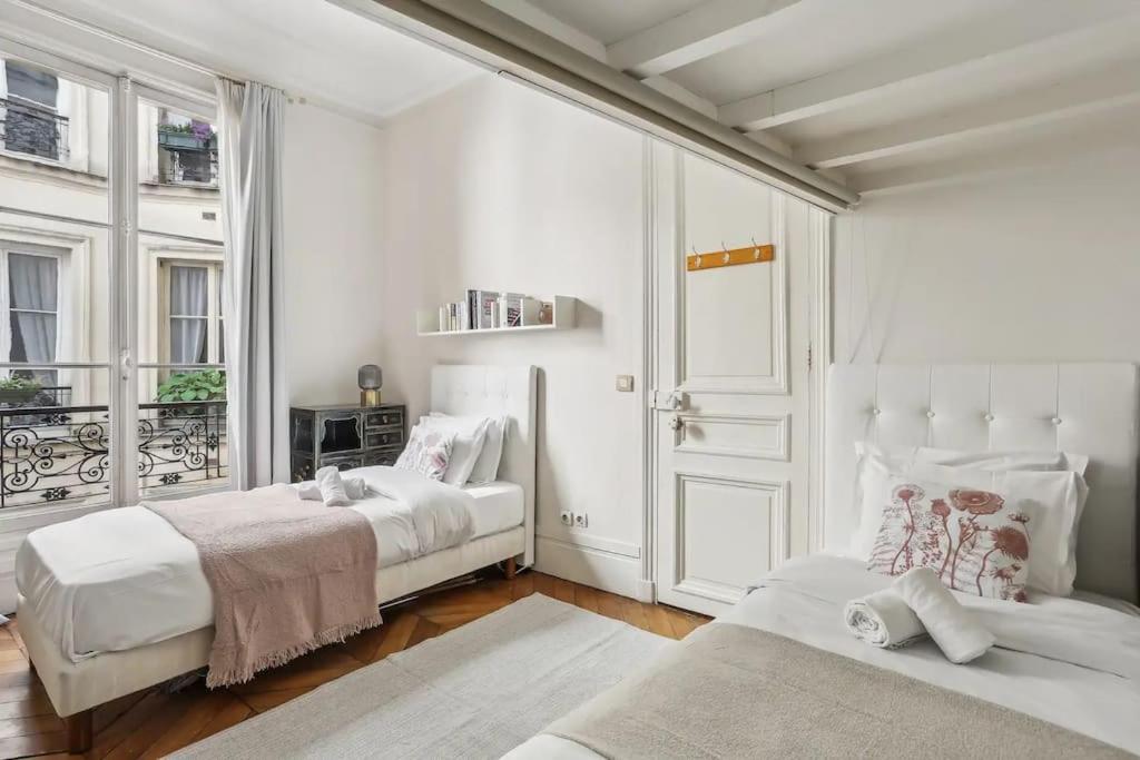 Three-Bedroom Deluxe Apartment