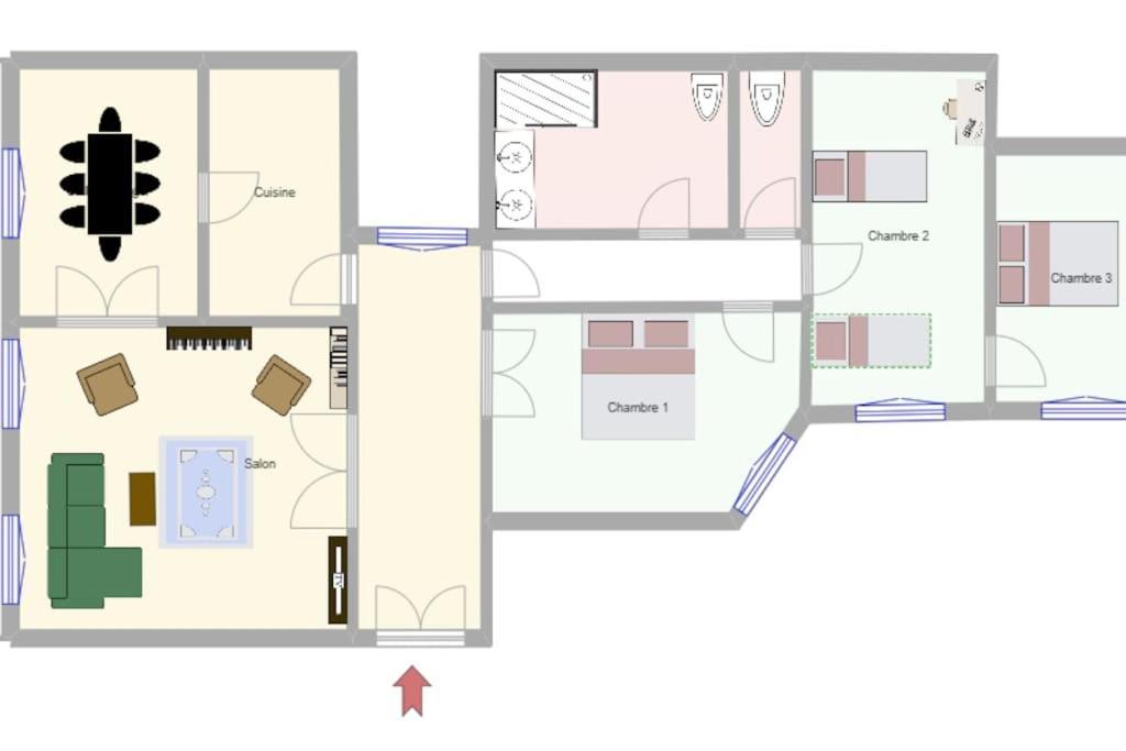 Three-Bedroom Deluxe Apartment