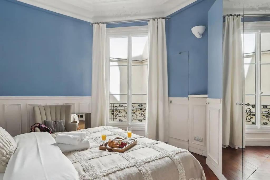 Three-Bedroom Deluxe Apartment