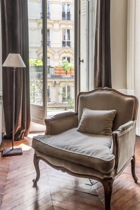 Three-Bedroom Deluxe Apartment