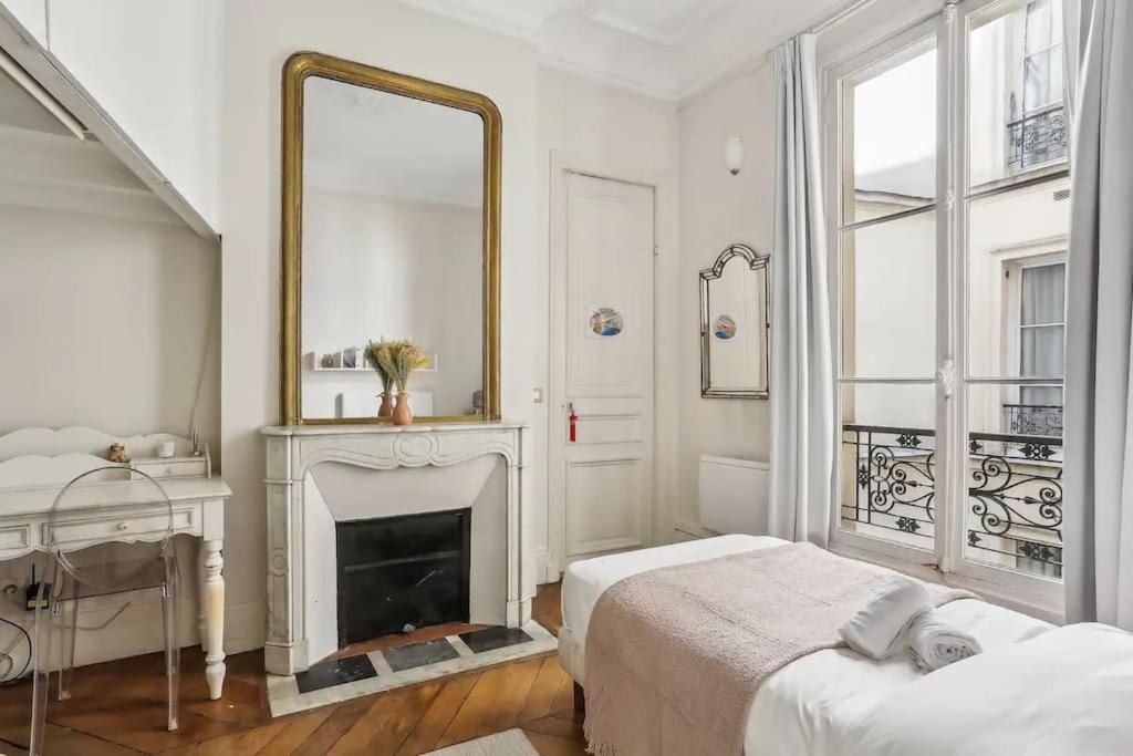 Three-Bedroom Deluxe Apartment