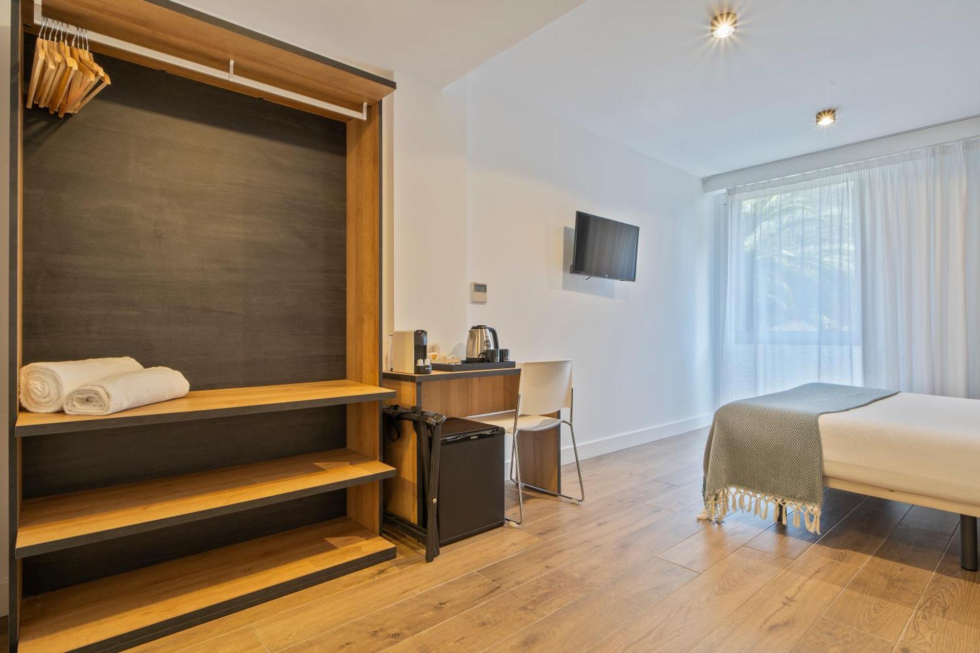 Chambre Double avec Lit d'Appoint