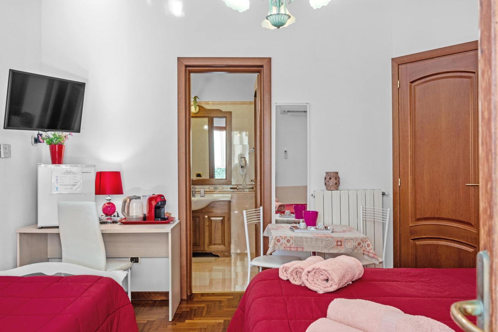 Triple Room with Private Bathroom,1628688004:JPEG