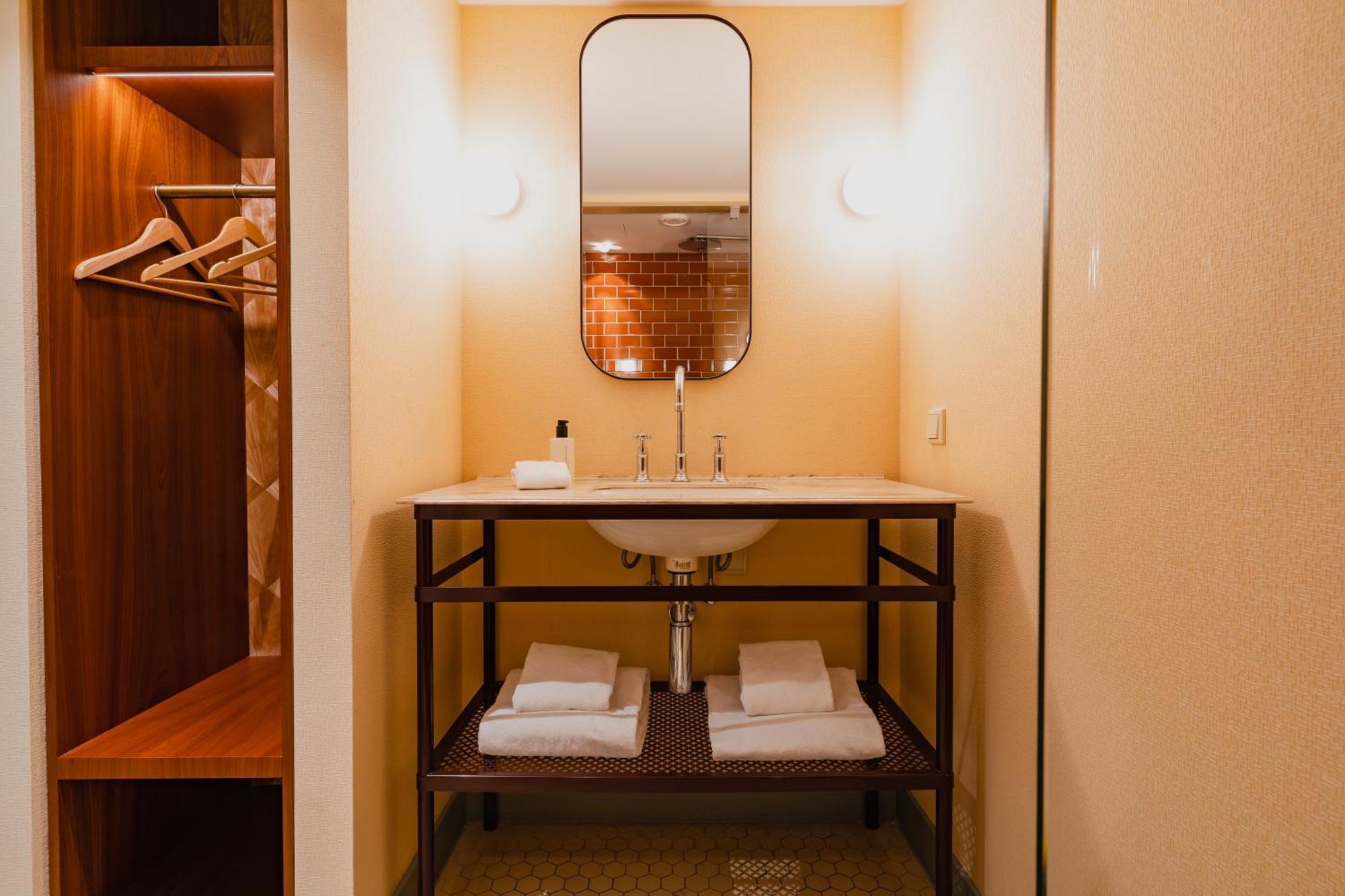 Chambre Deluxe Double ou Lits Jumeaux