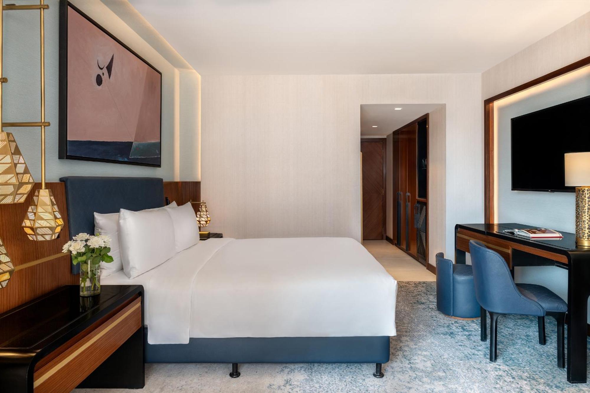 Chambre Lit King-Size Luxe - Vue Panoramique sur le Nil