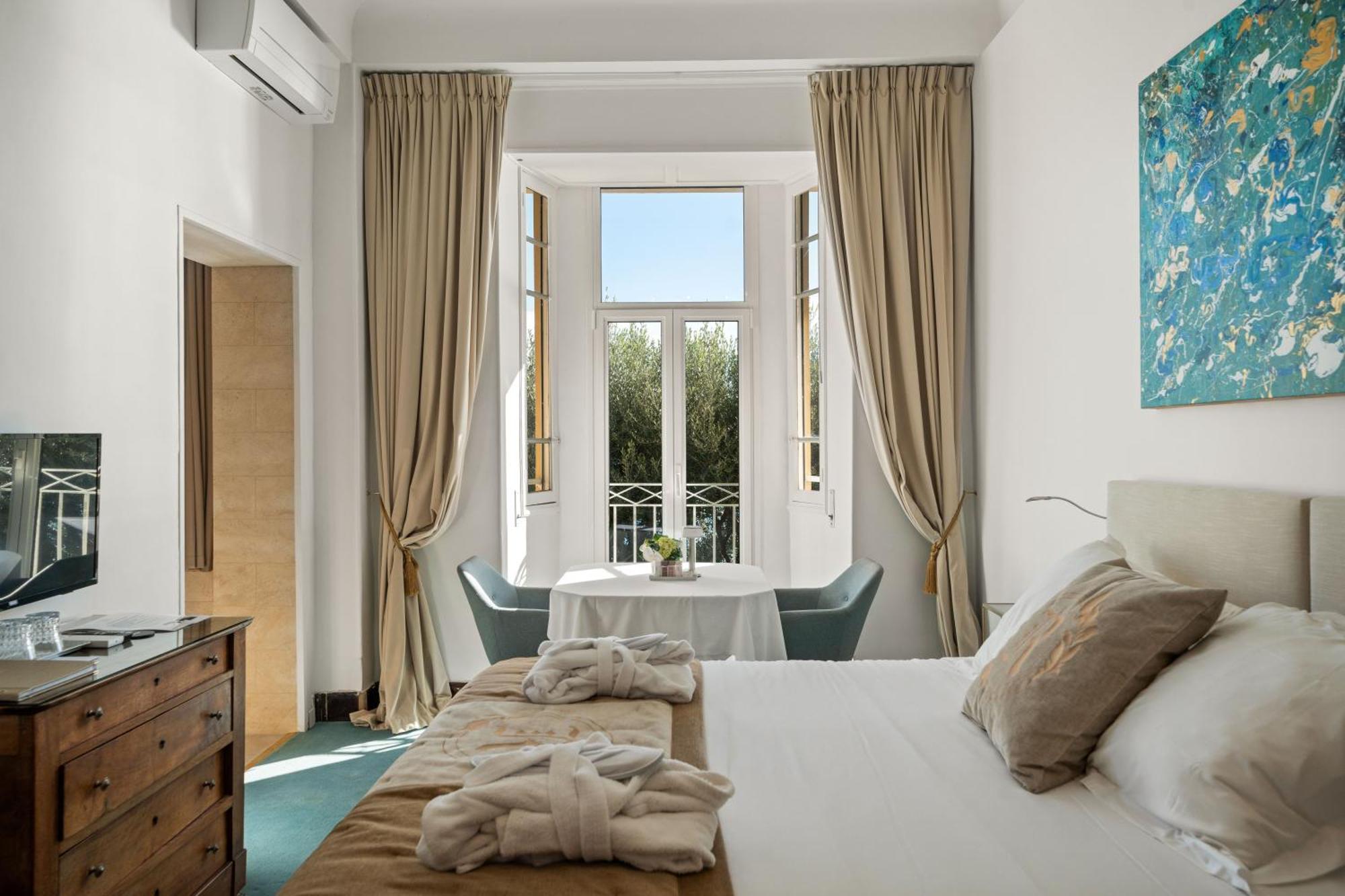 Suite Junior - Vue sur Mer - Le Lagon
