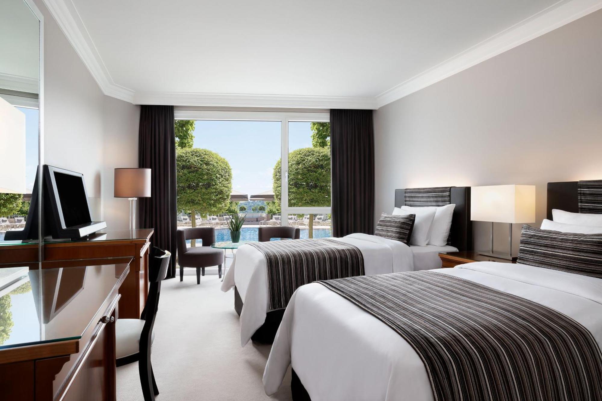 Deluxe King or Twin Room Pool View