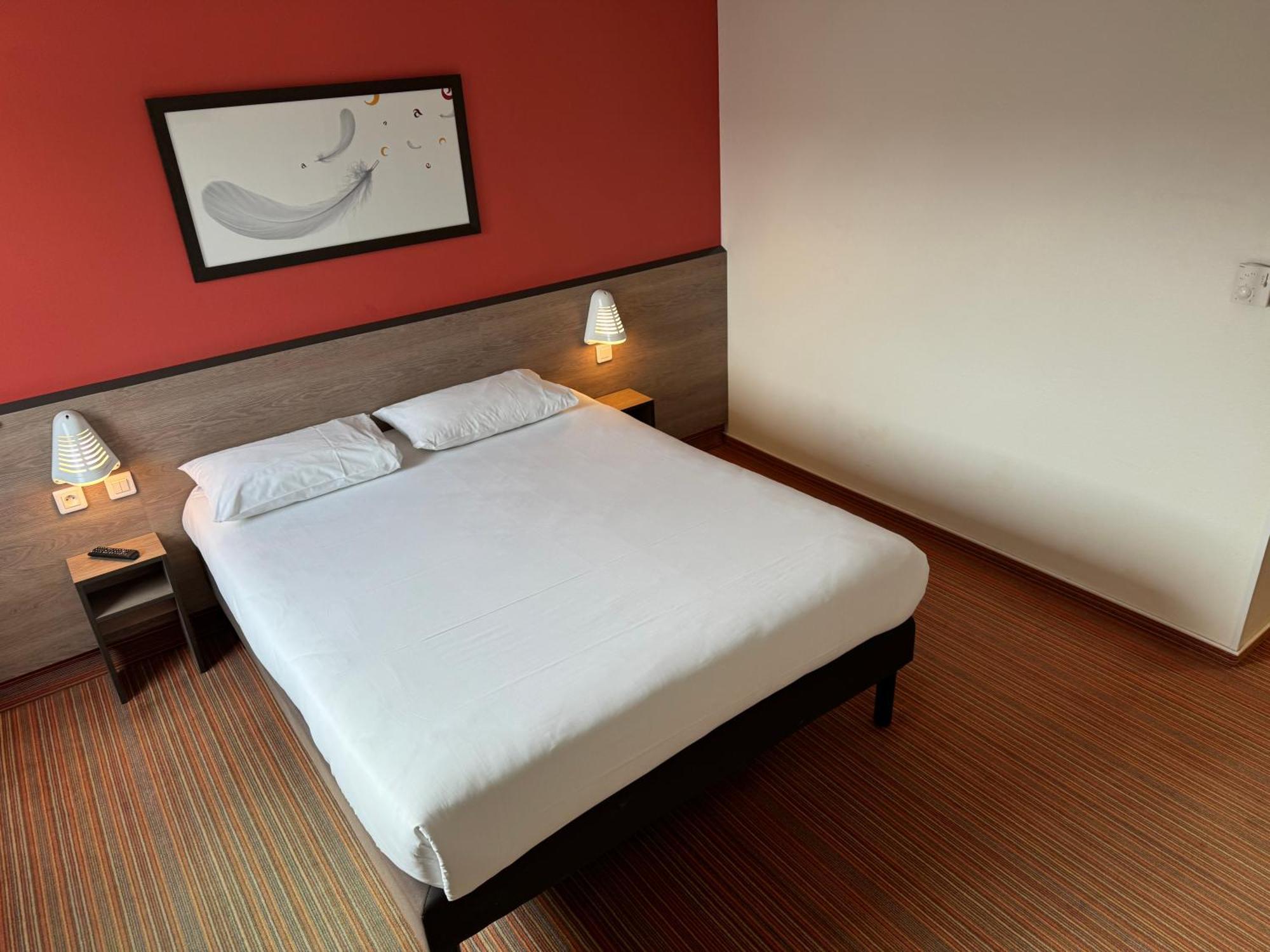 Standard Double Room,1643774329:JPEG