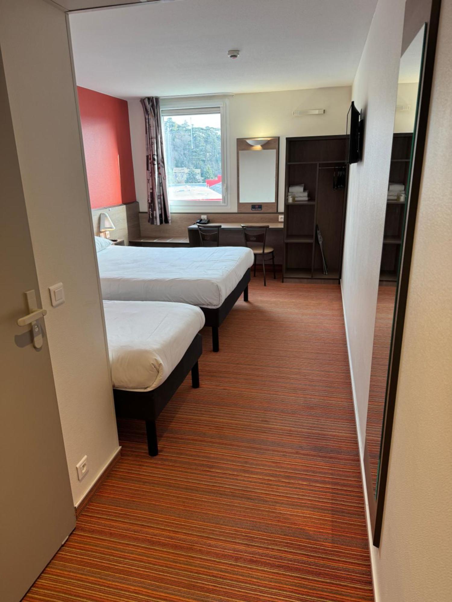 Chambre Triple ou Double Plus Standard